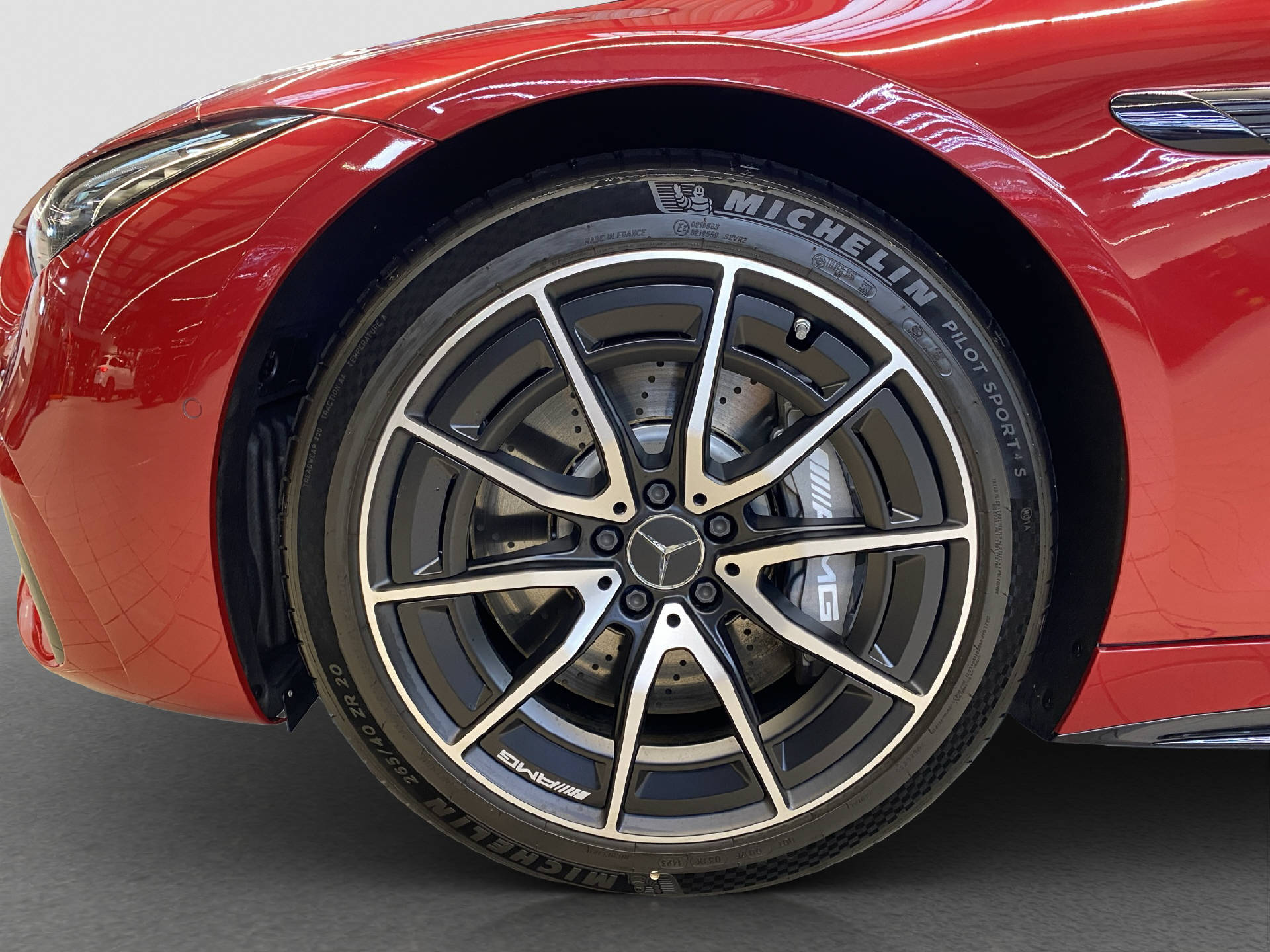 MERCEDES-BENZ SL 43 AMG-image-6