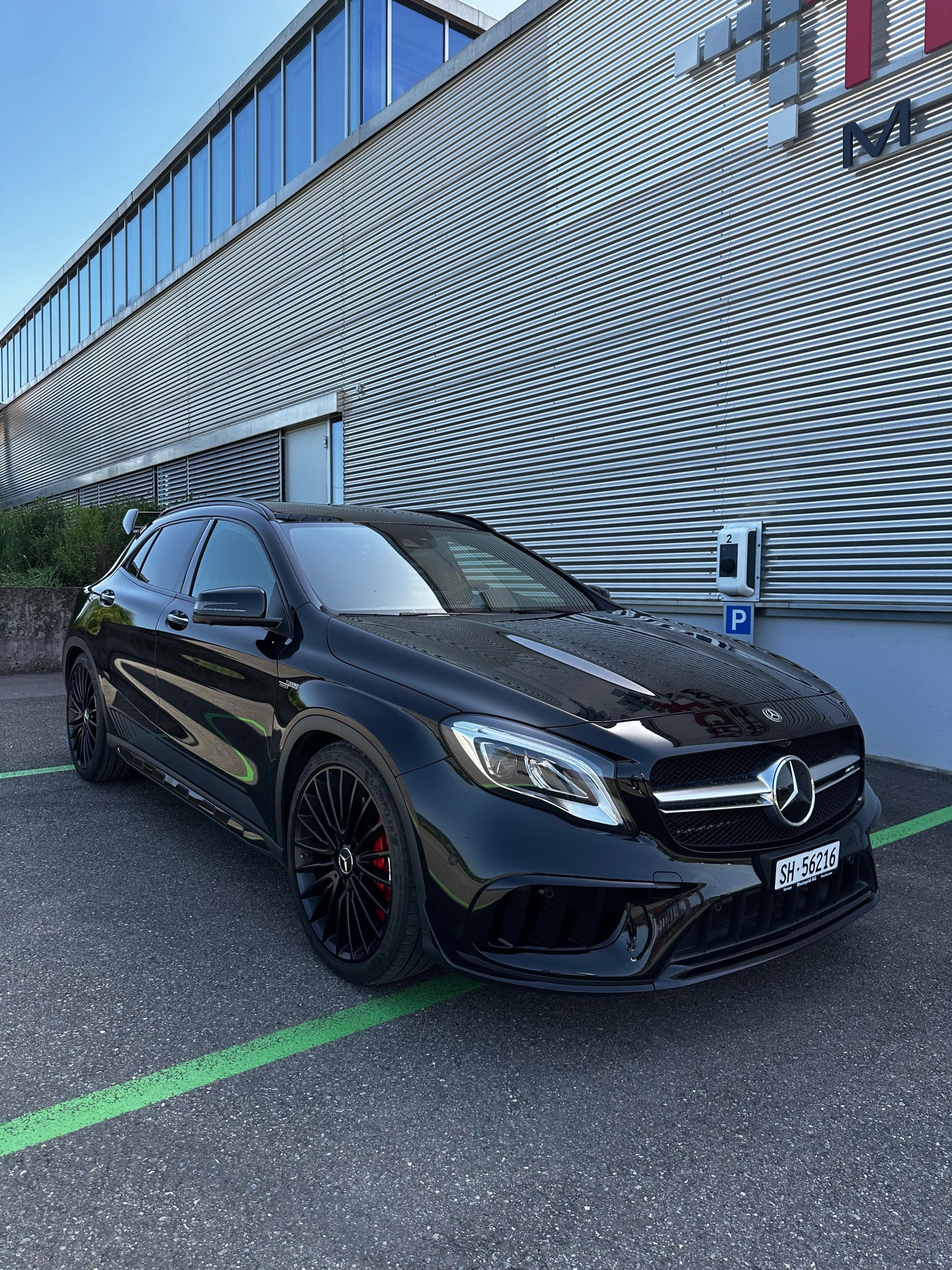MERCEDES-BENZ GLA 45 AMG 4m