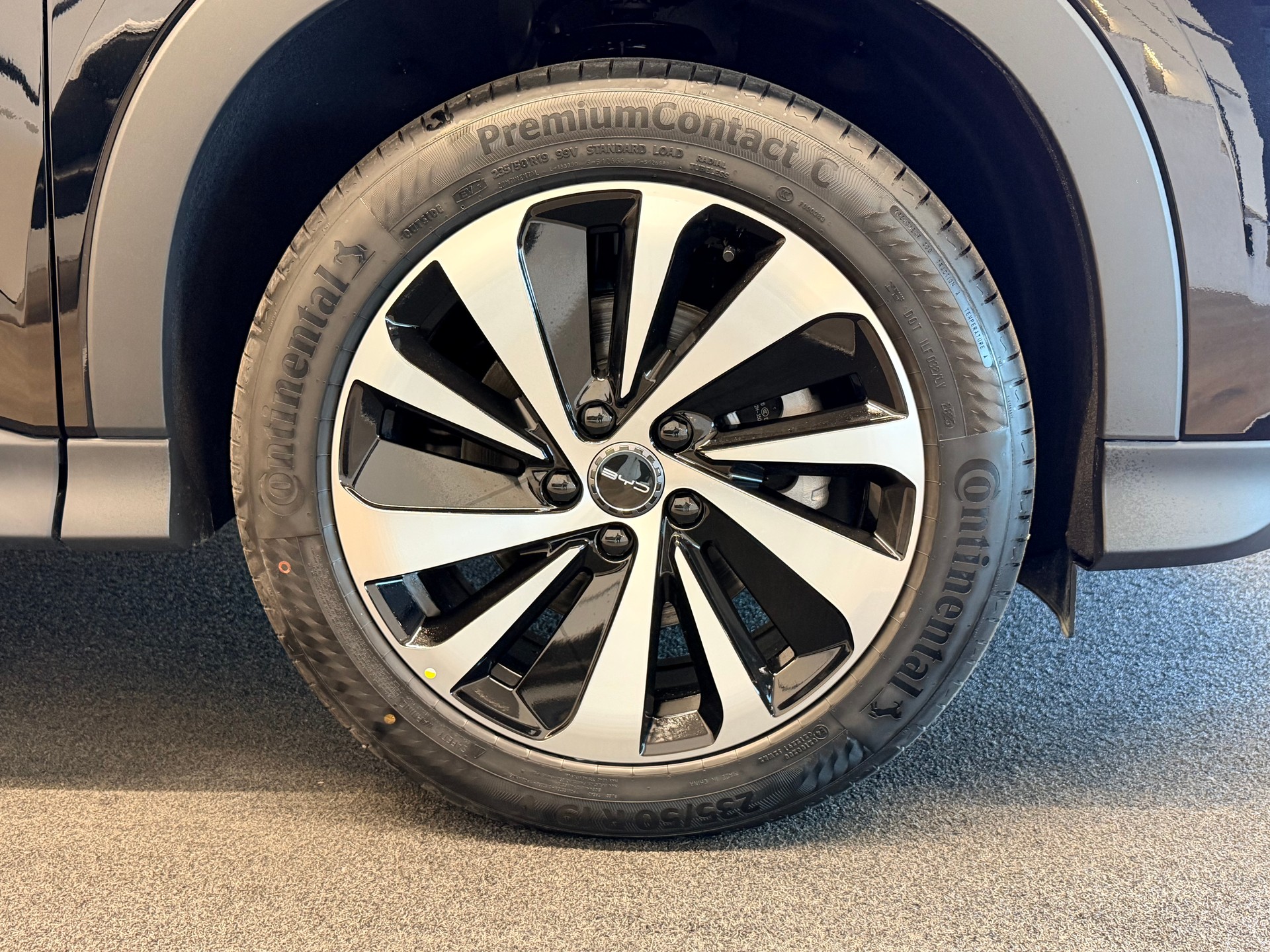 BYD Seal U DM-i Design AWD-image-5