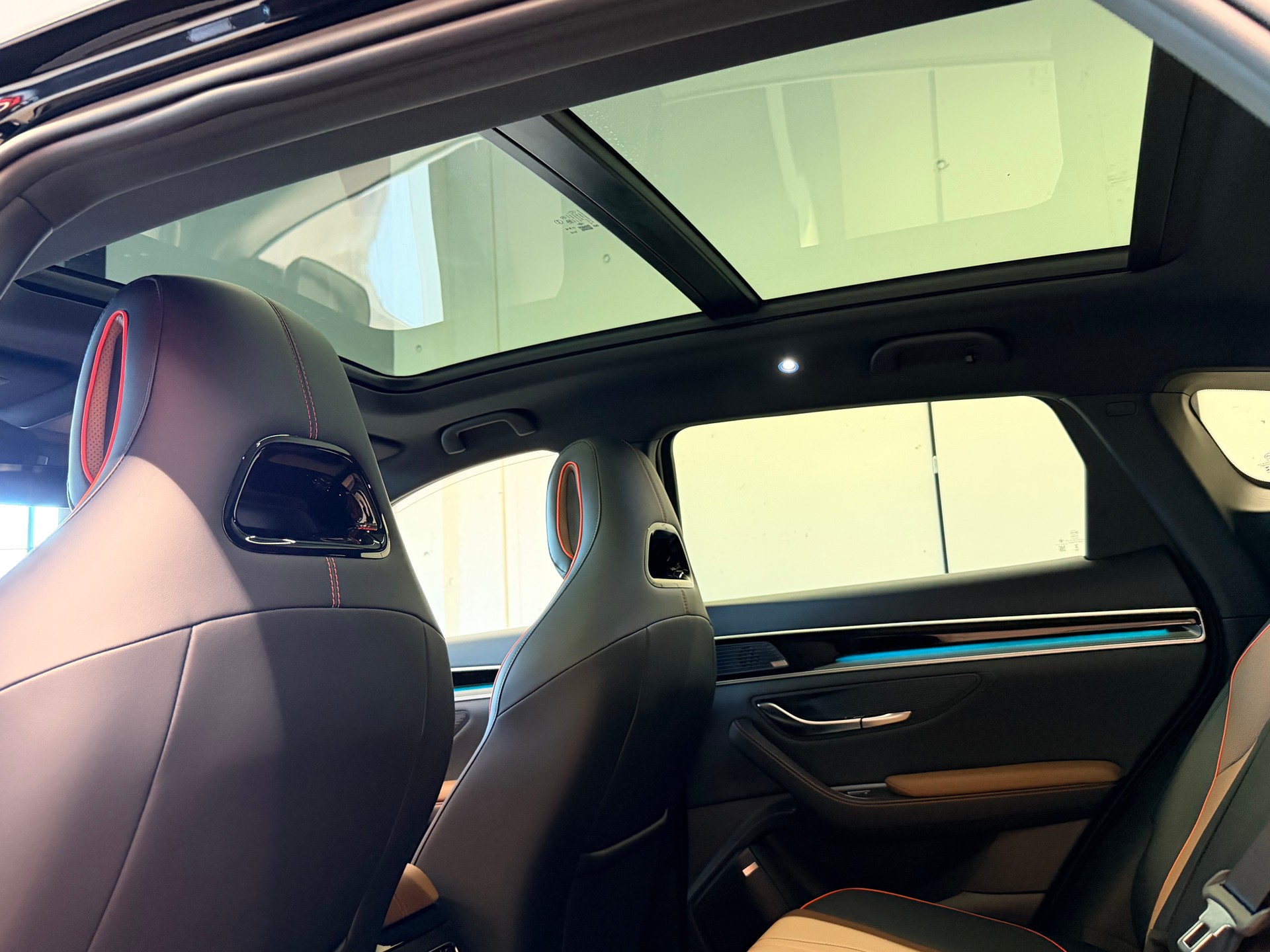 BYD Seal U DM-i Design AWD-image-16