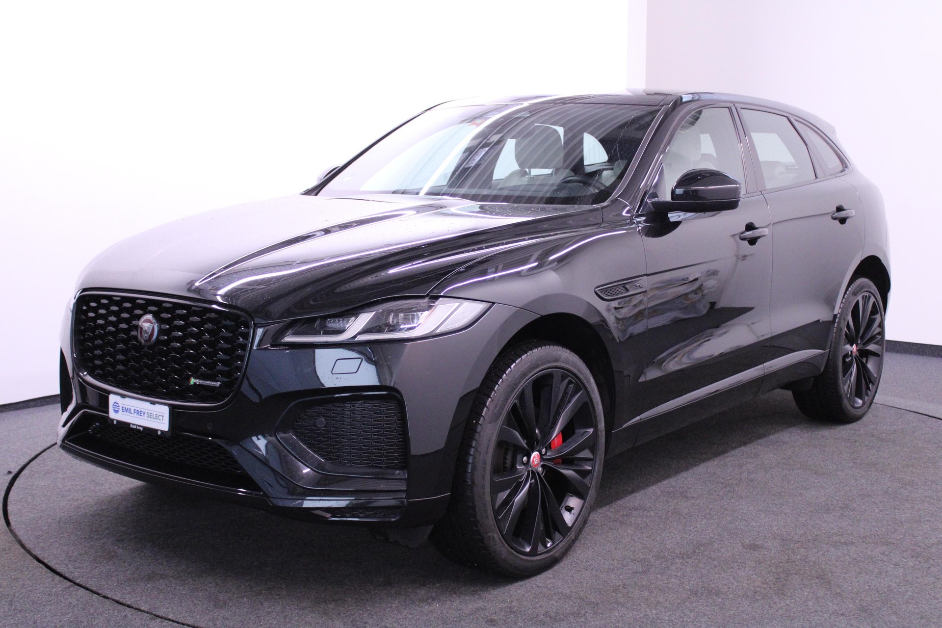 JAGUAR F-Pace 2.0 D I4 200 R-Dynamic S AWD