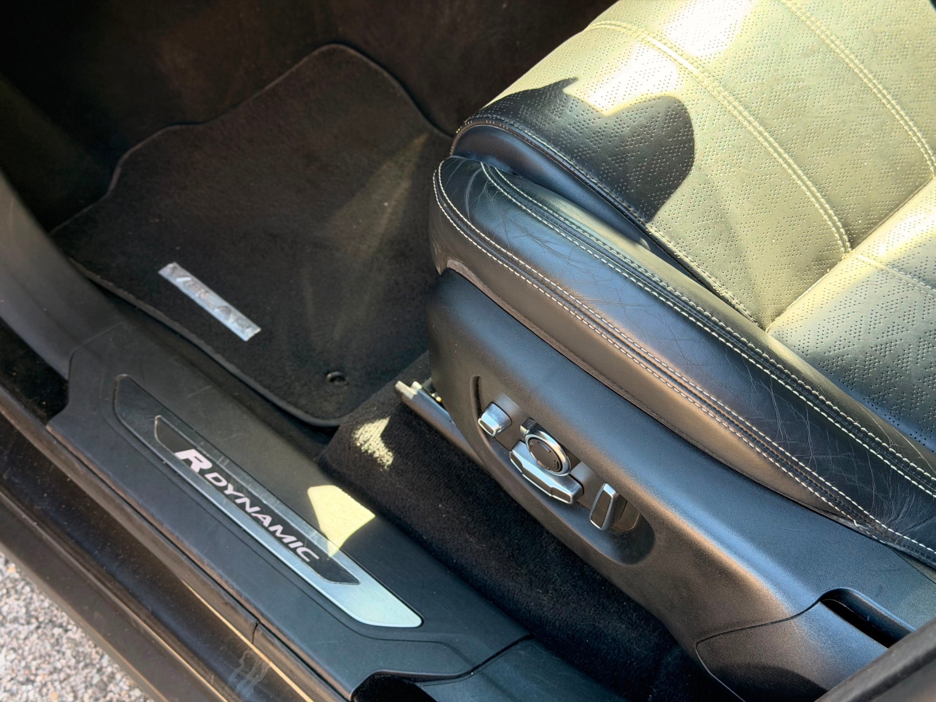 LAND ROVER Range Rover Velar R-Dynamic D 300 HSE Automatic-image-14