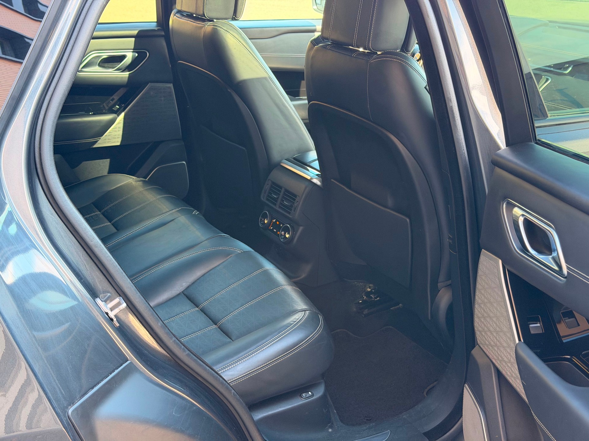 LAND ROVER Range Rover Velar R-Dynamic D 300 HSE Automatic-image-20