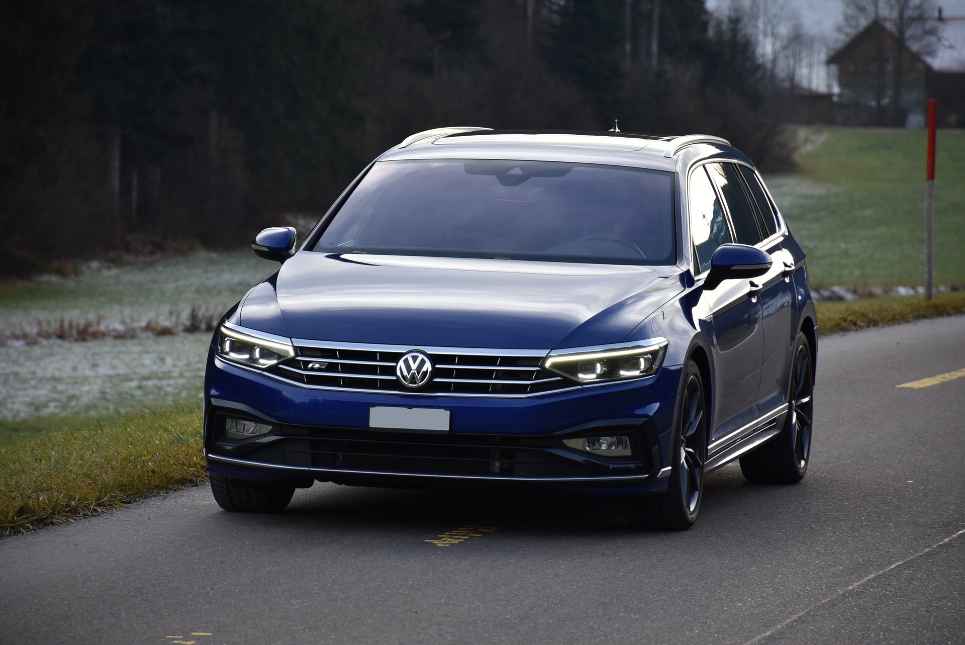 VW 2.0 TDI 240 Elegance DSG 4m