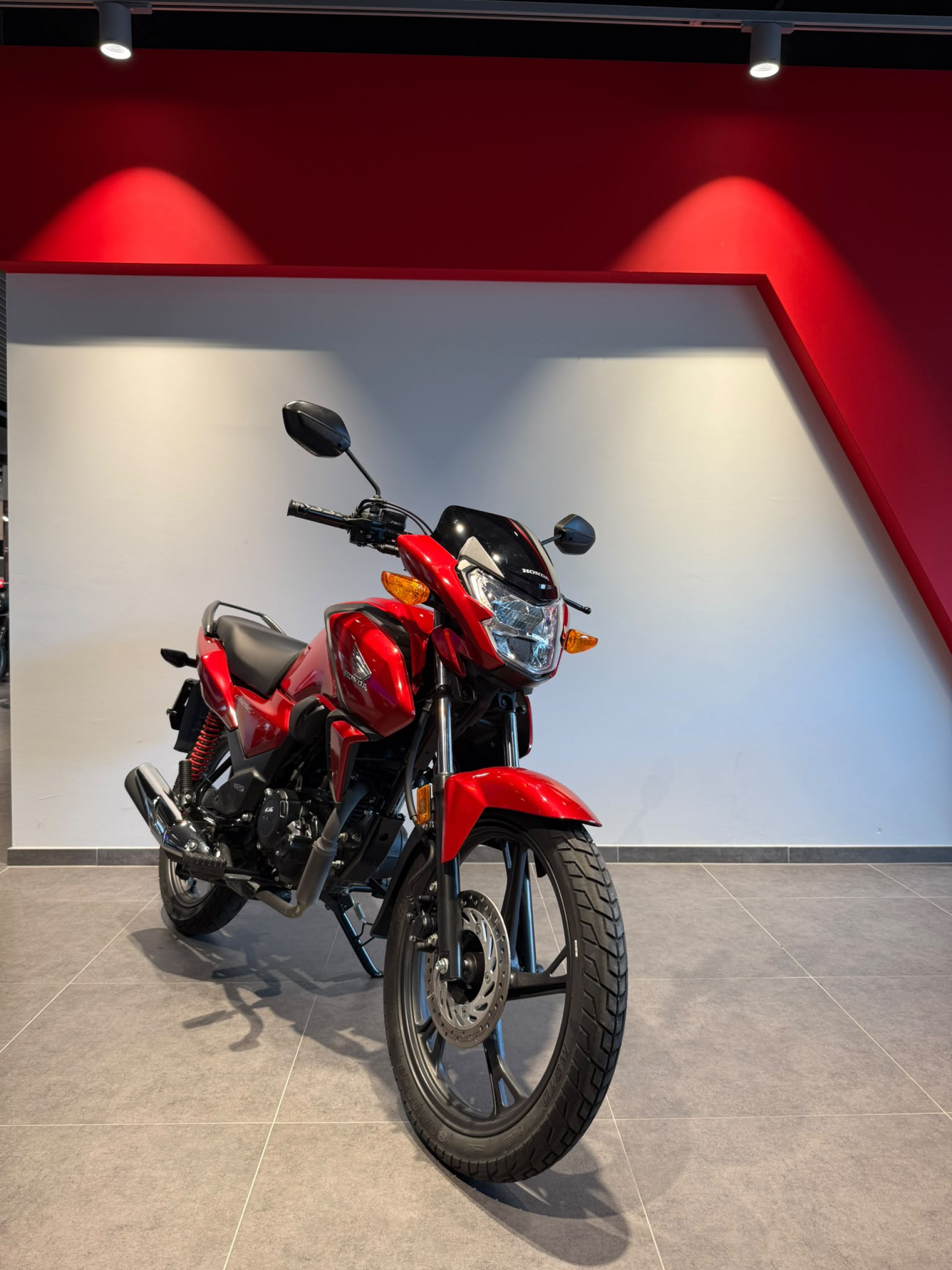 HONDA CB 125 F-image-0