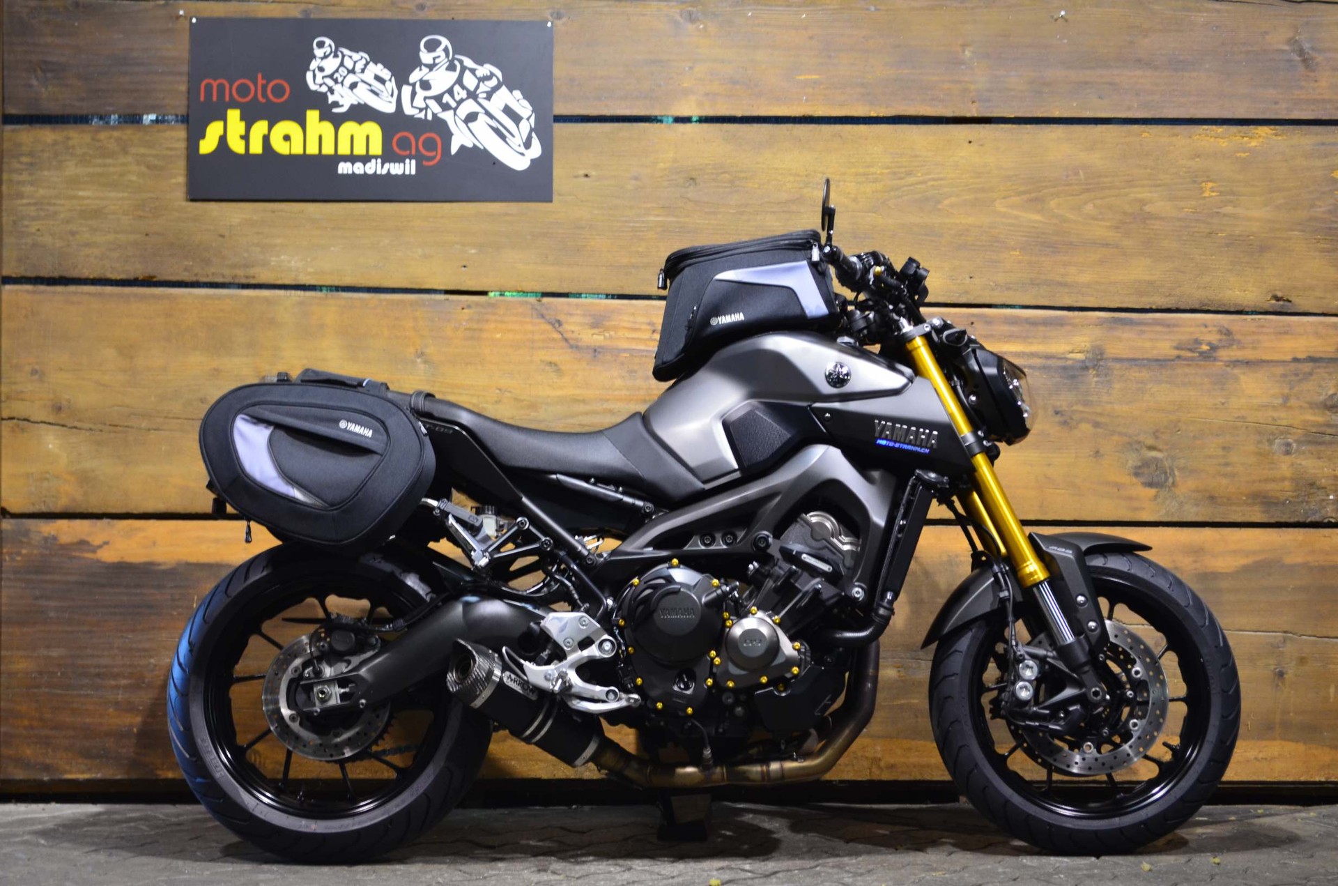 YAMAHA MT-09 ABS-image-1