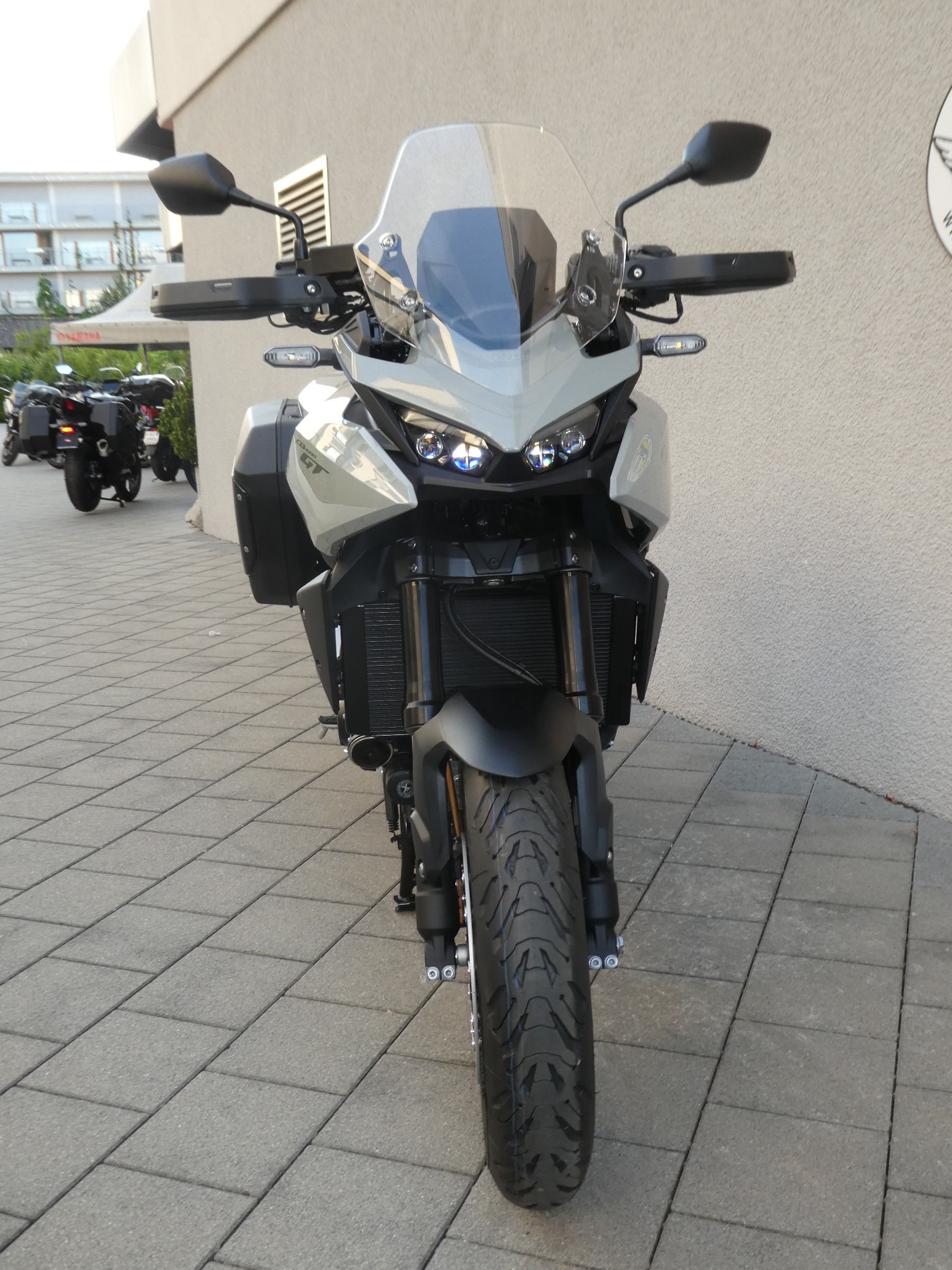 HONDA CB 1000 GT-image-3