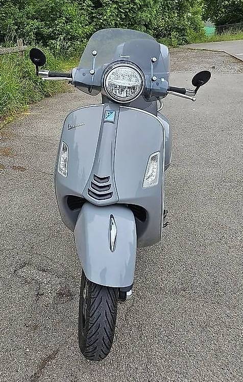 PIAGGIO Vespa GTS 300 HPE Super Tech ABS/ASR-image-0