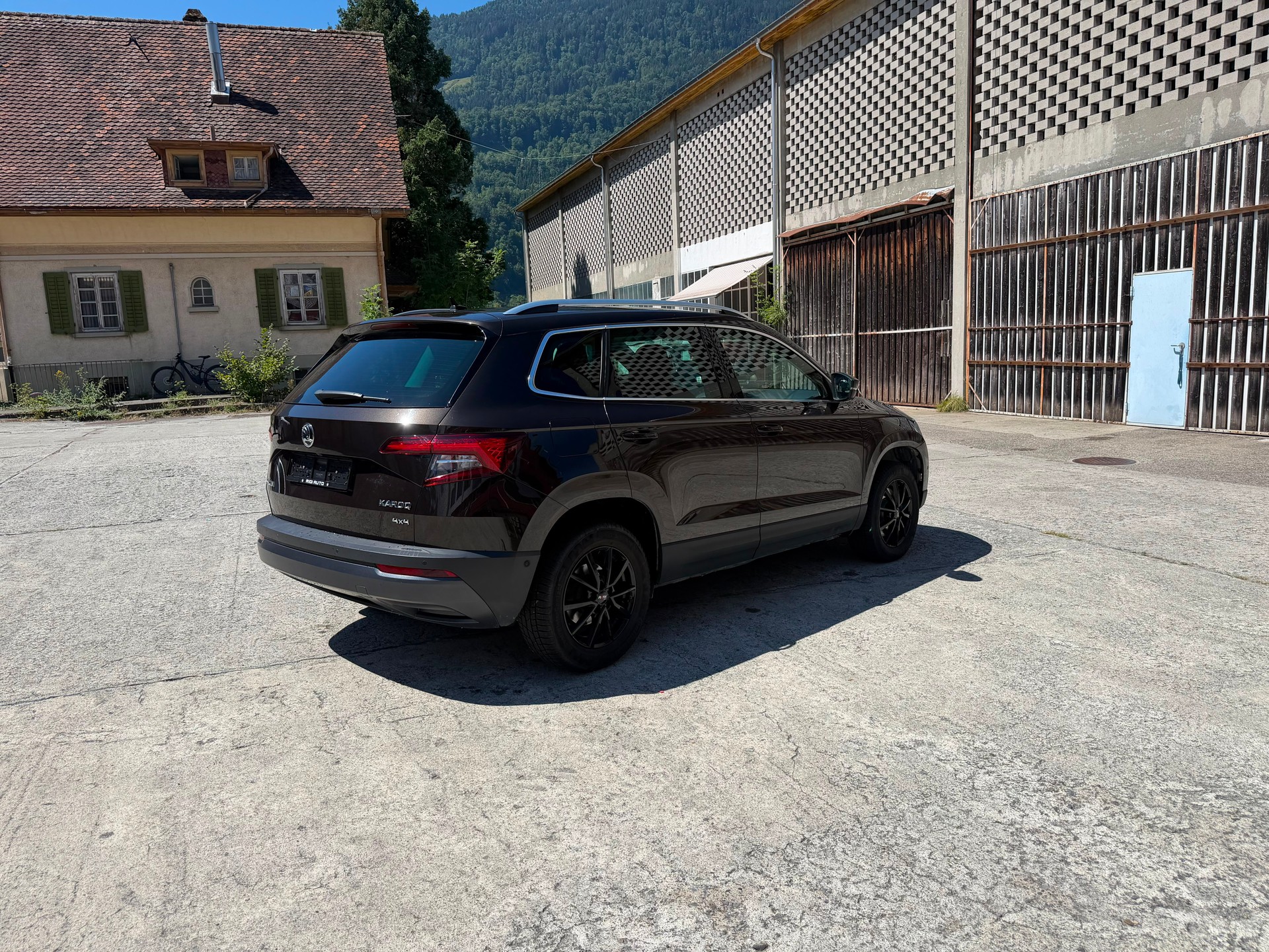 SKODA Karoq 2.0 TDI CR Style 4x4 DSG-showroom-element-3