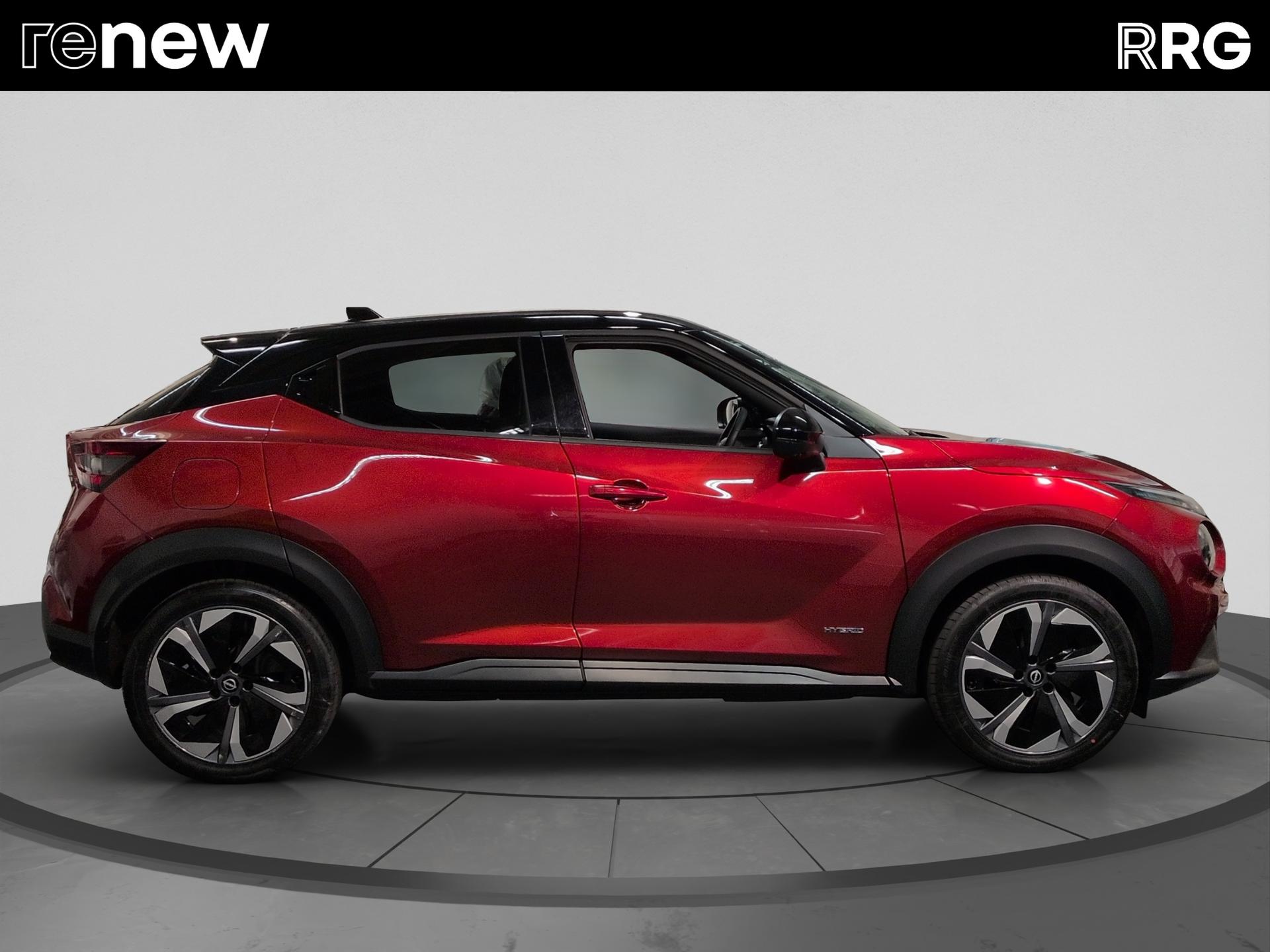 NISSAN Juke 1.6 FHEV Tekna-showroom-element-1