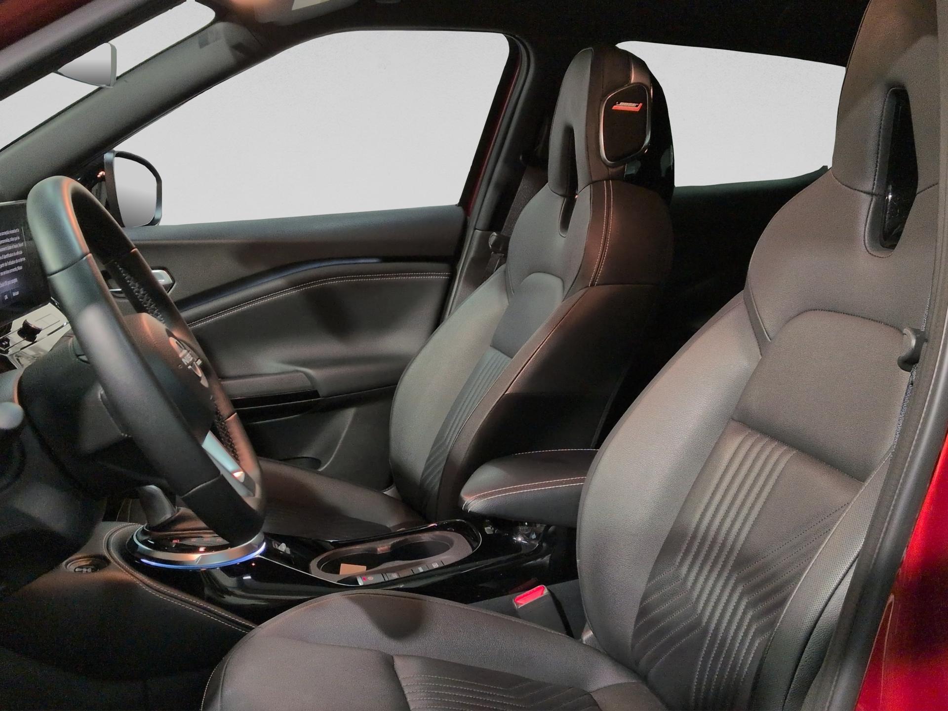 NISSAN Juke 1.6 FHEV Tekna-image-8