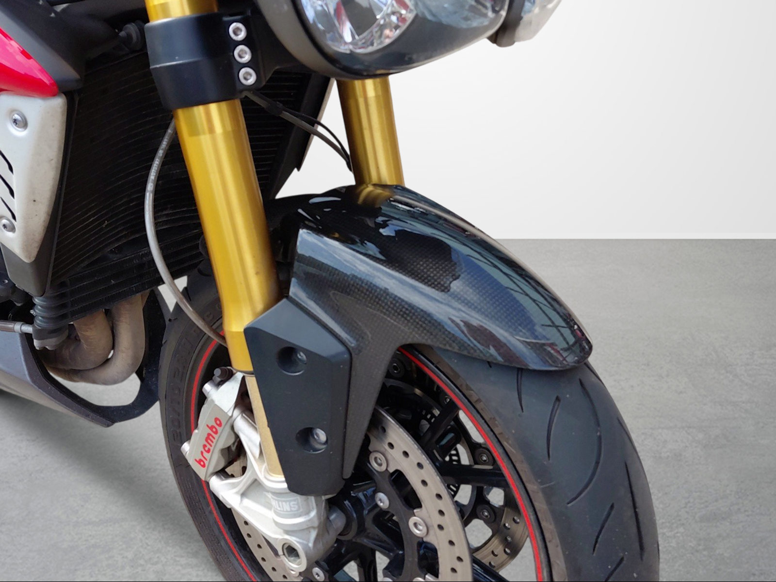TRIUMPH Speed Triple R 1050 ABS-image-6