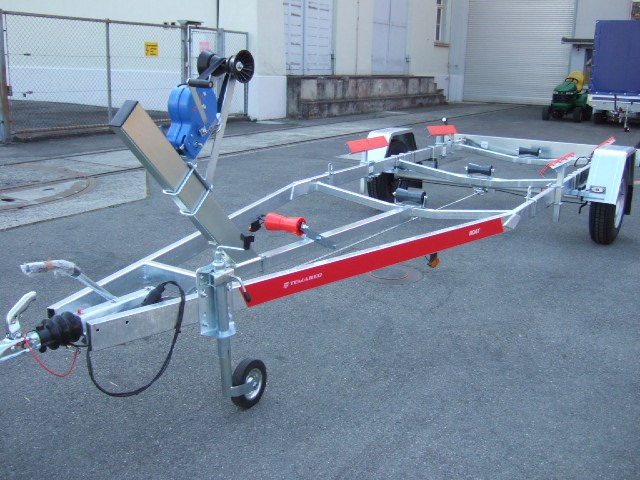 TEMARED BOAT B15 1'500kg-image-7