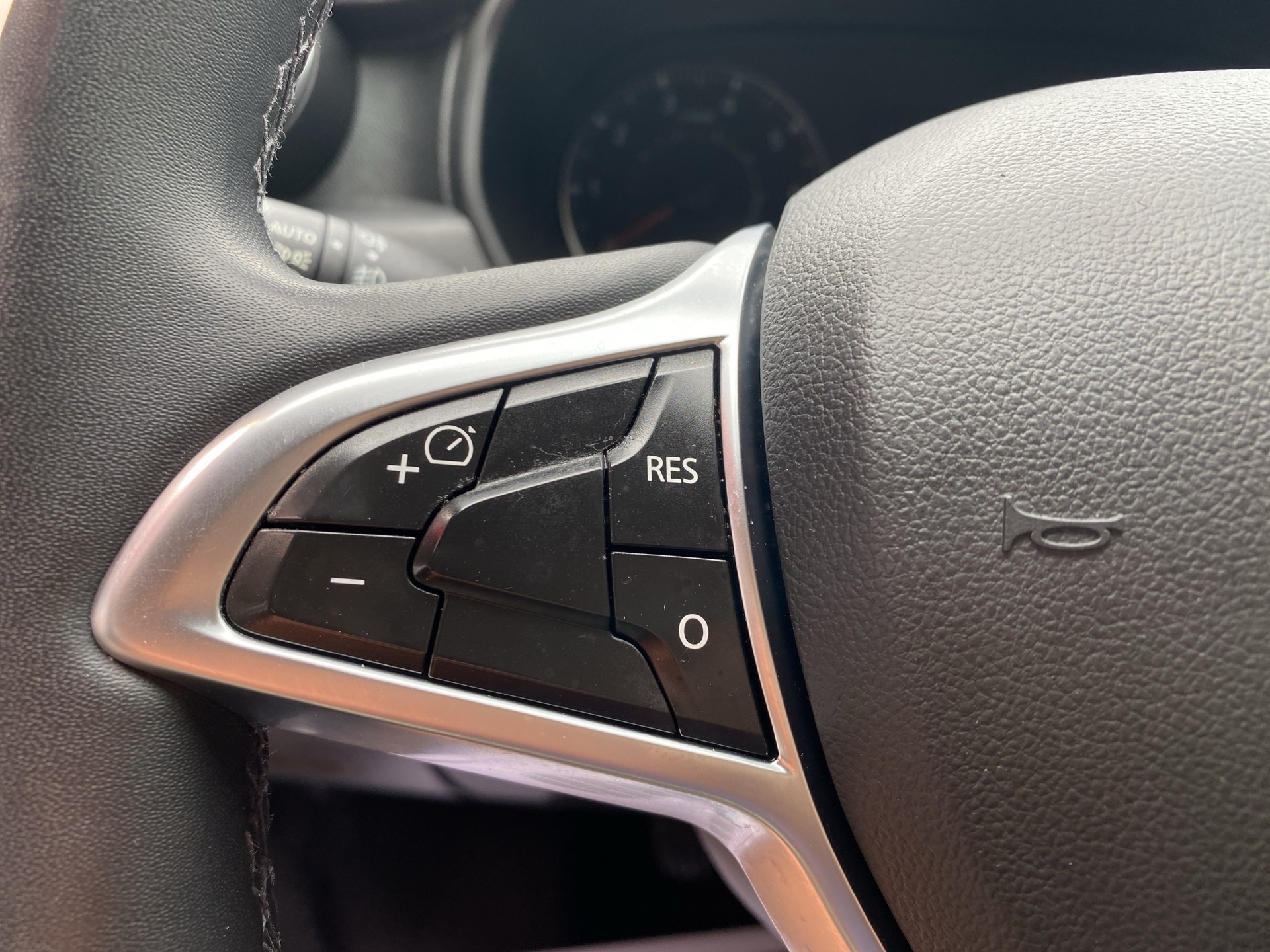 DACIA Duster TCe 150 Prestige 4x4-image-8