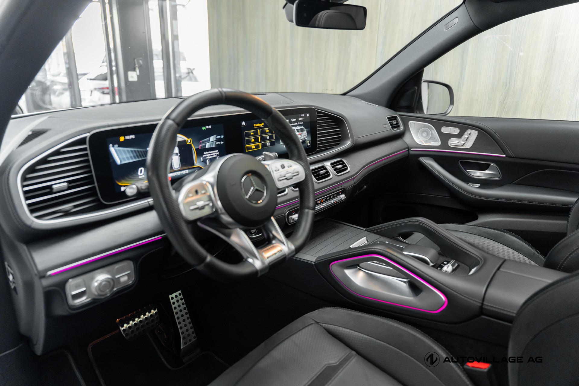 MERCEDES-BENZ GLE 53 AMG 4Matic+ 9G-Speedshift-showroom-element-3