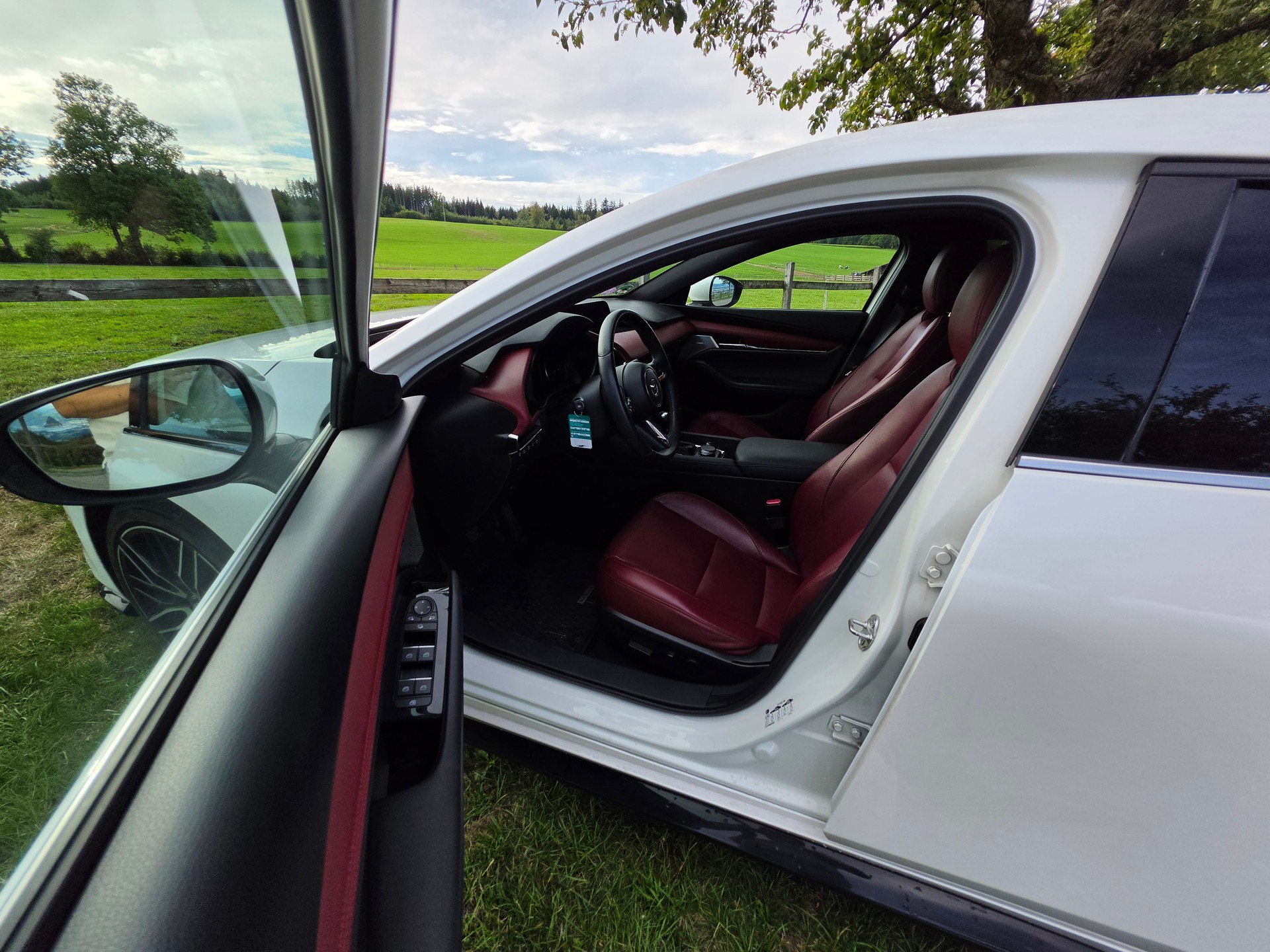 MAZDA SKYACTIV-X 2.0 180 Revolution-image-10
