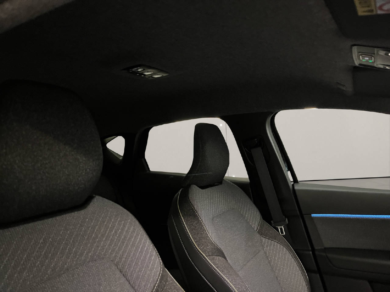 RENAULT Captur 1.3 TCe 160 techno EDC-image-15