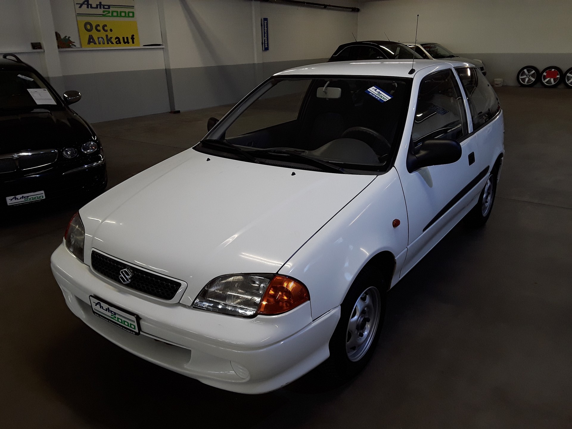 SUZUKI Swift 1.0 GLS