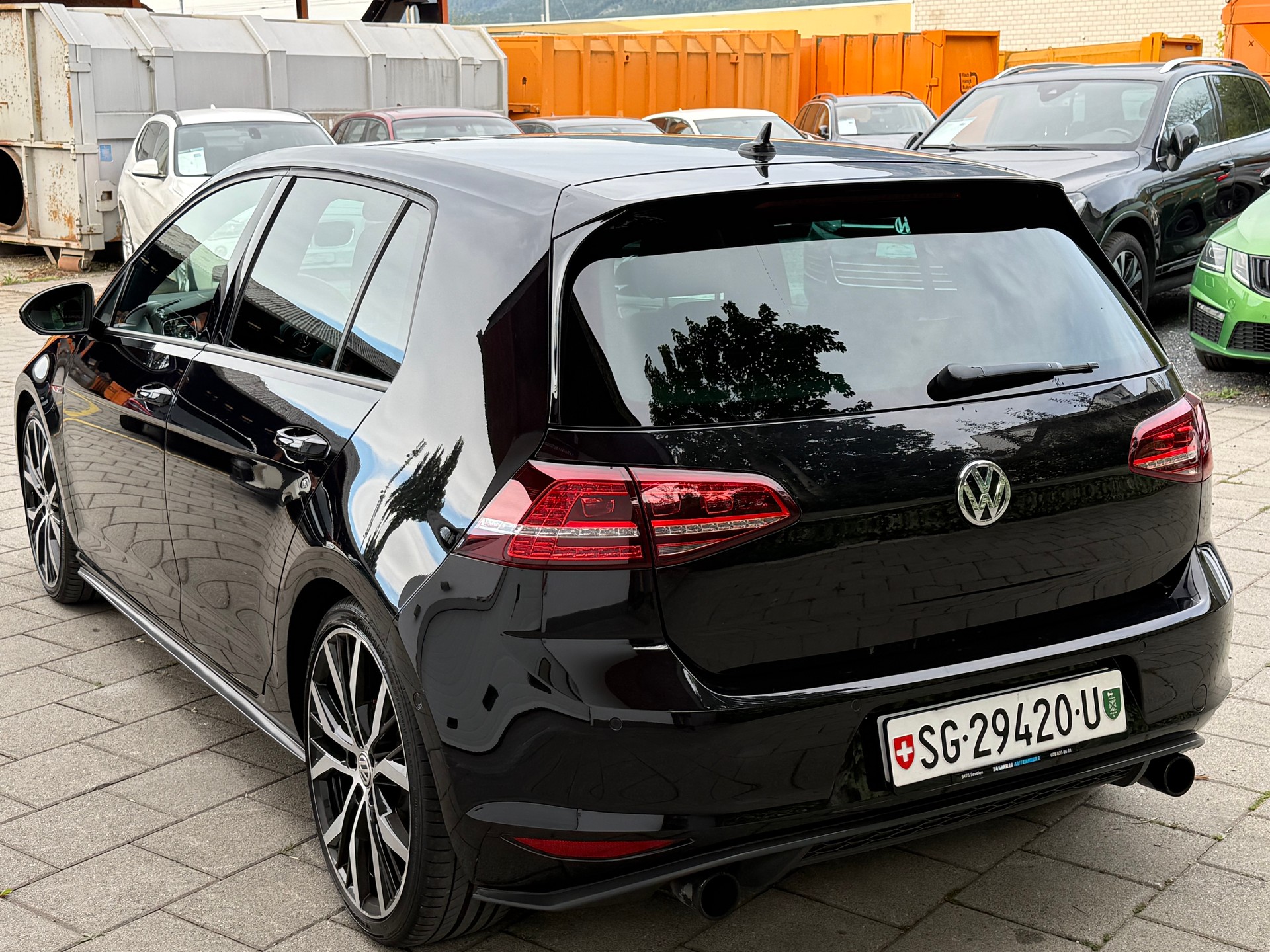 VW Golf 2.0 TSI GTI DSG-image-4