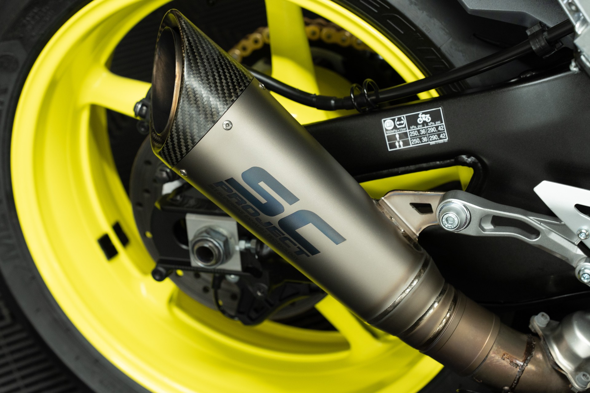 YAMAHA MT-10-image-3