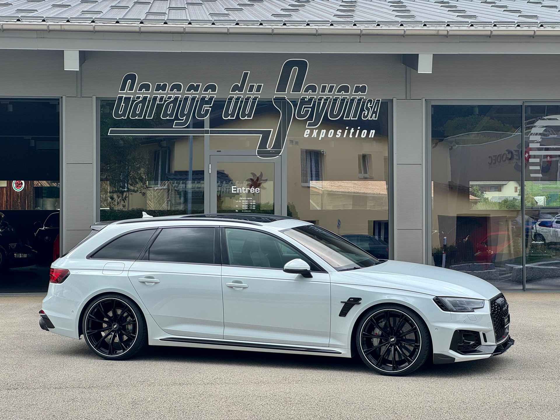 AUDI RS4+ABT Edition 530CV (1 of 50)