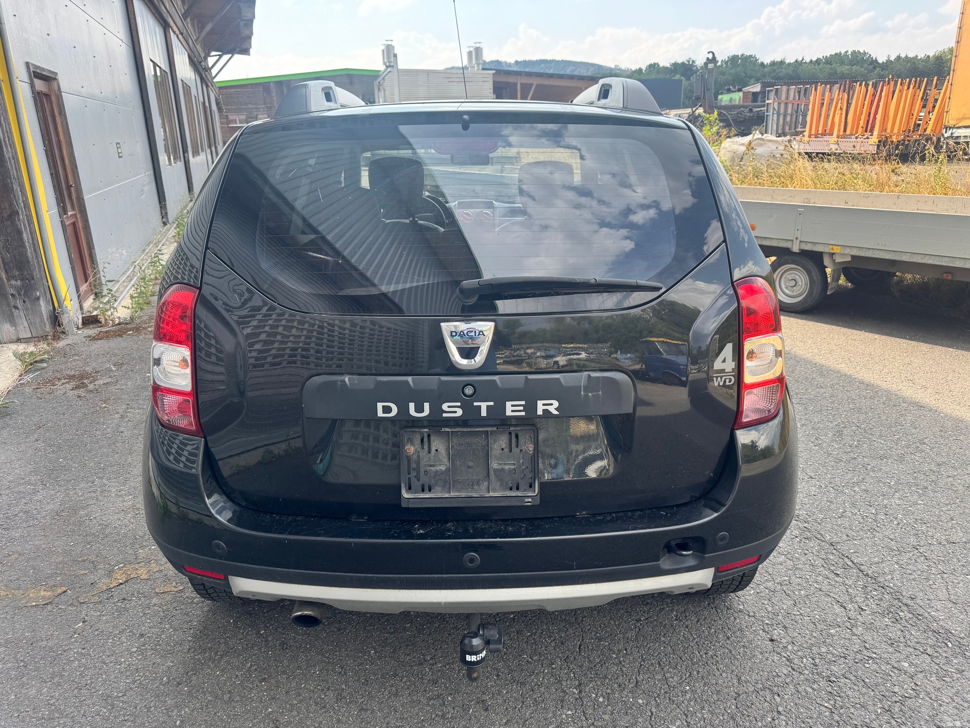 DACIA Duster 1.2 T Lauréate 4x4-image-5