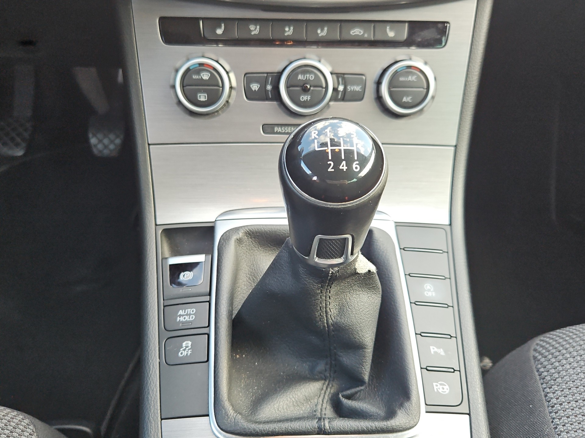 VW Passat Variant 1.4 TSI BMT Comfortline-image-14