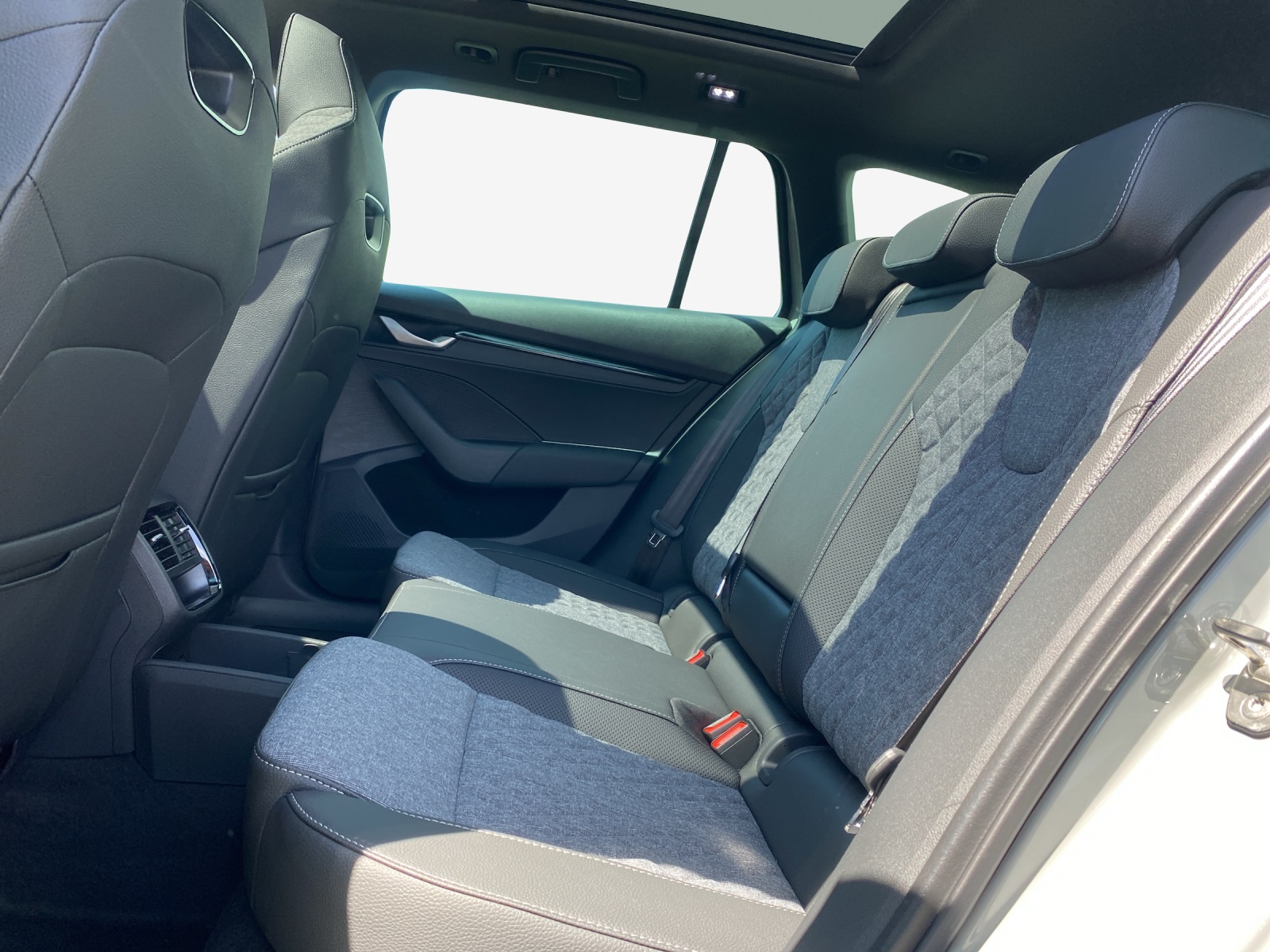 SKODA Octavia Sportline Dynamic 4x4-image-11