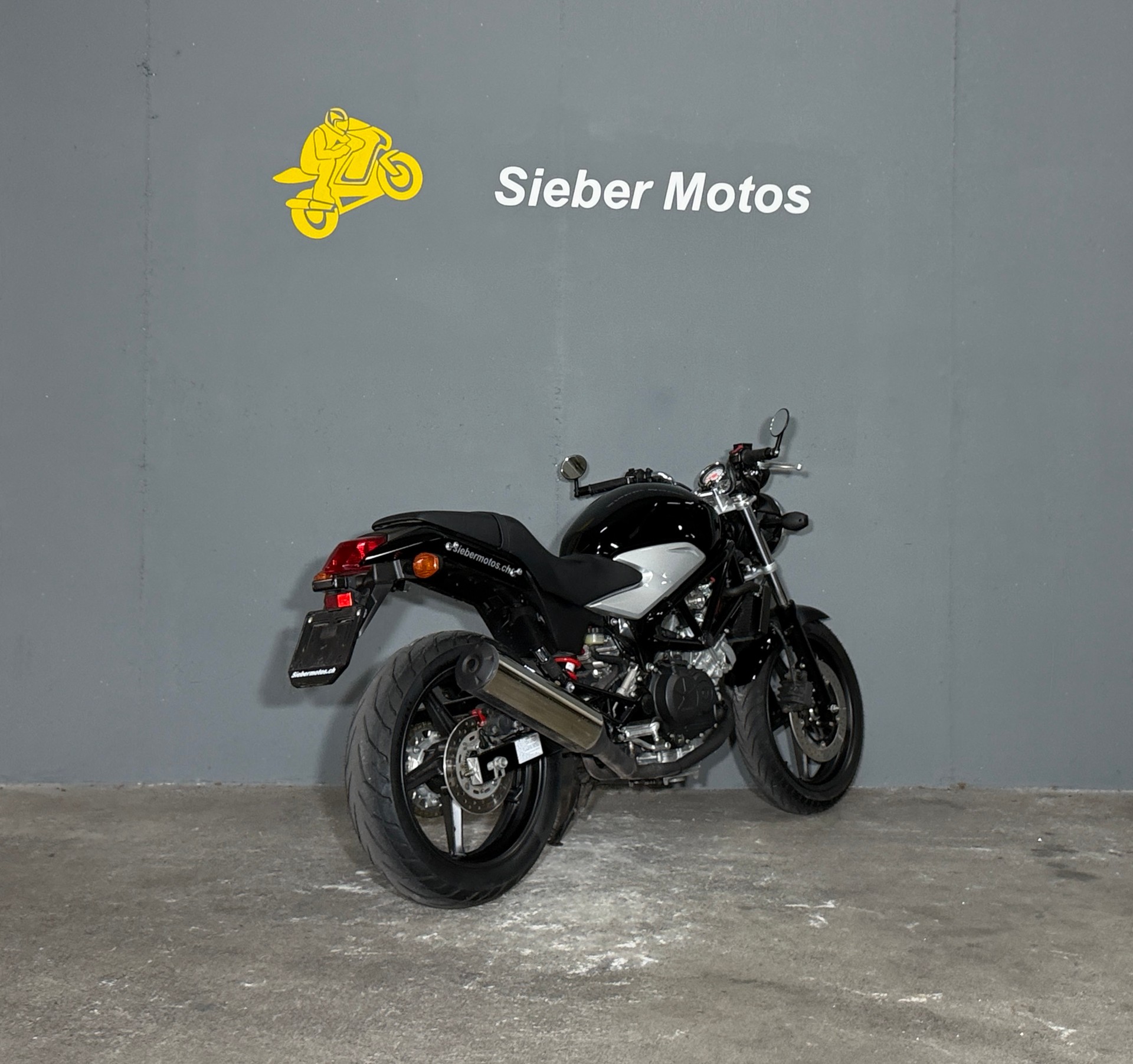 HONDA VTR 250-image-3