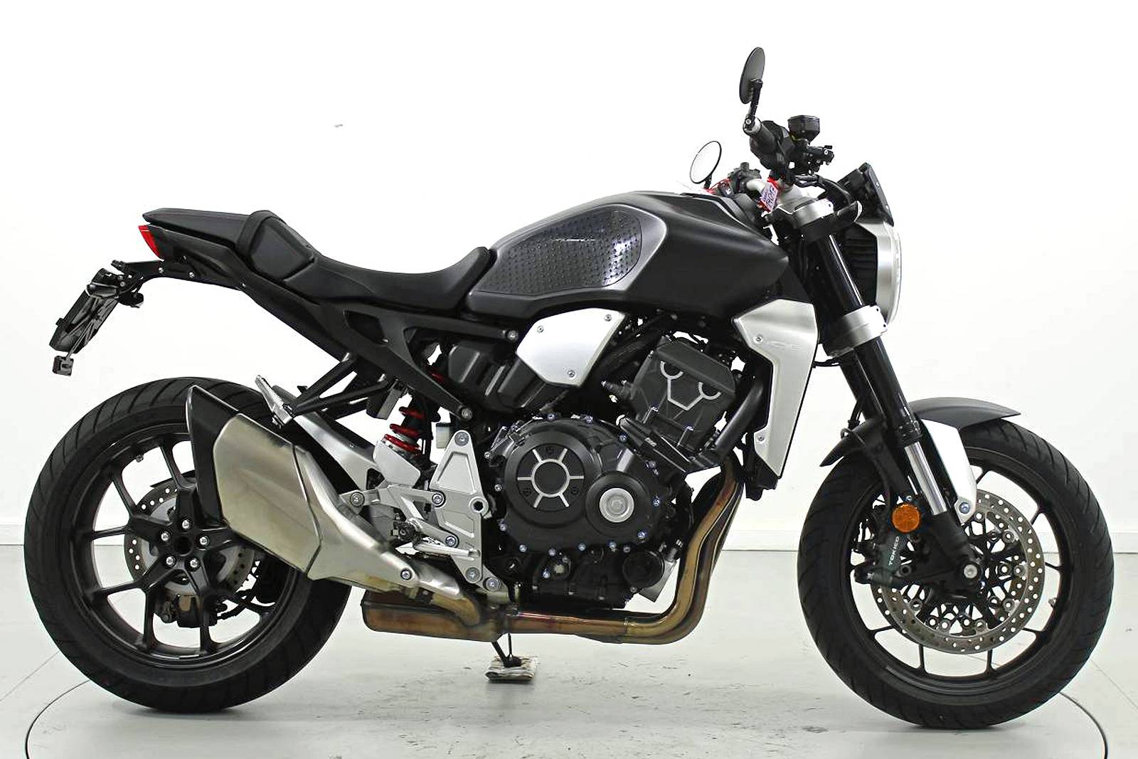 HONDA CB 1000 R ABS-image-3