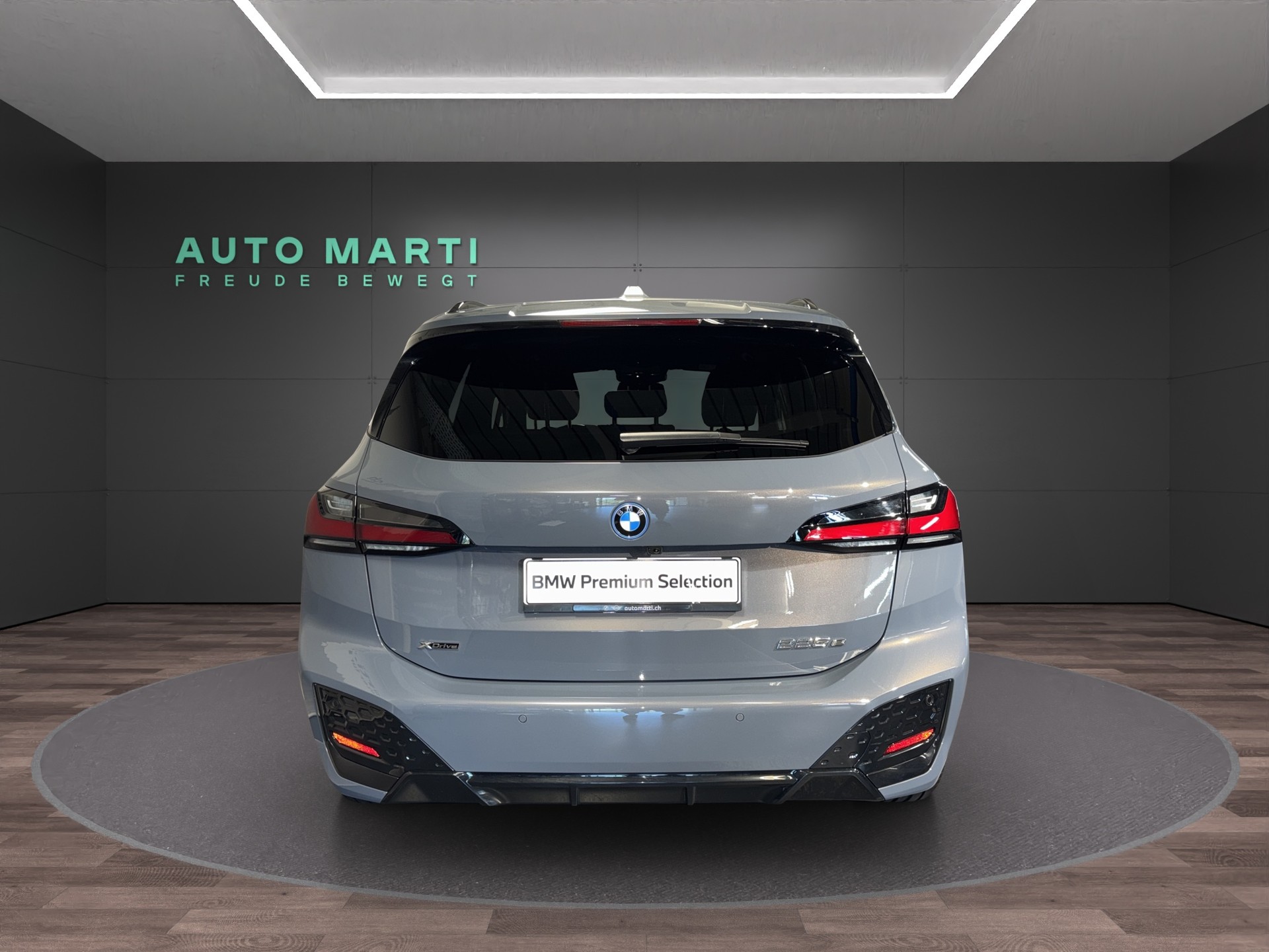 BMW 225e xDrive Active Tourer M Sport-showroom-element-3