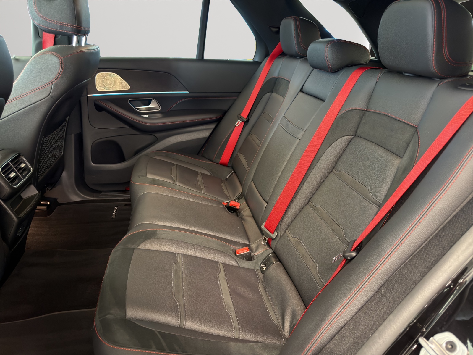 MERCEDES-BENZ GLE 53 AMG 4Matic+-image-16