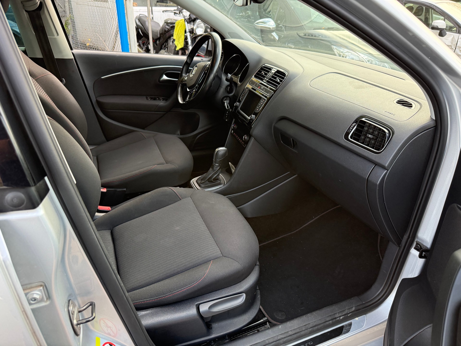 VW Polo 1.0 TSI BMT Sound DSG-image-7