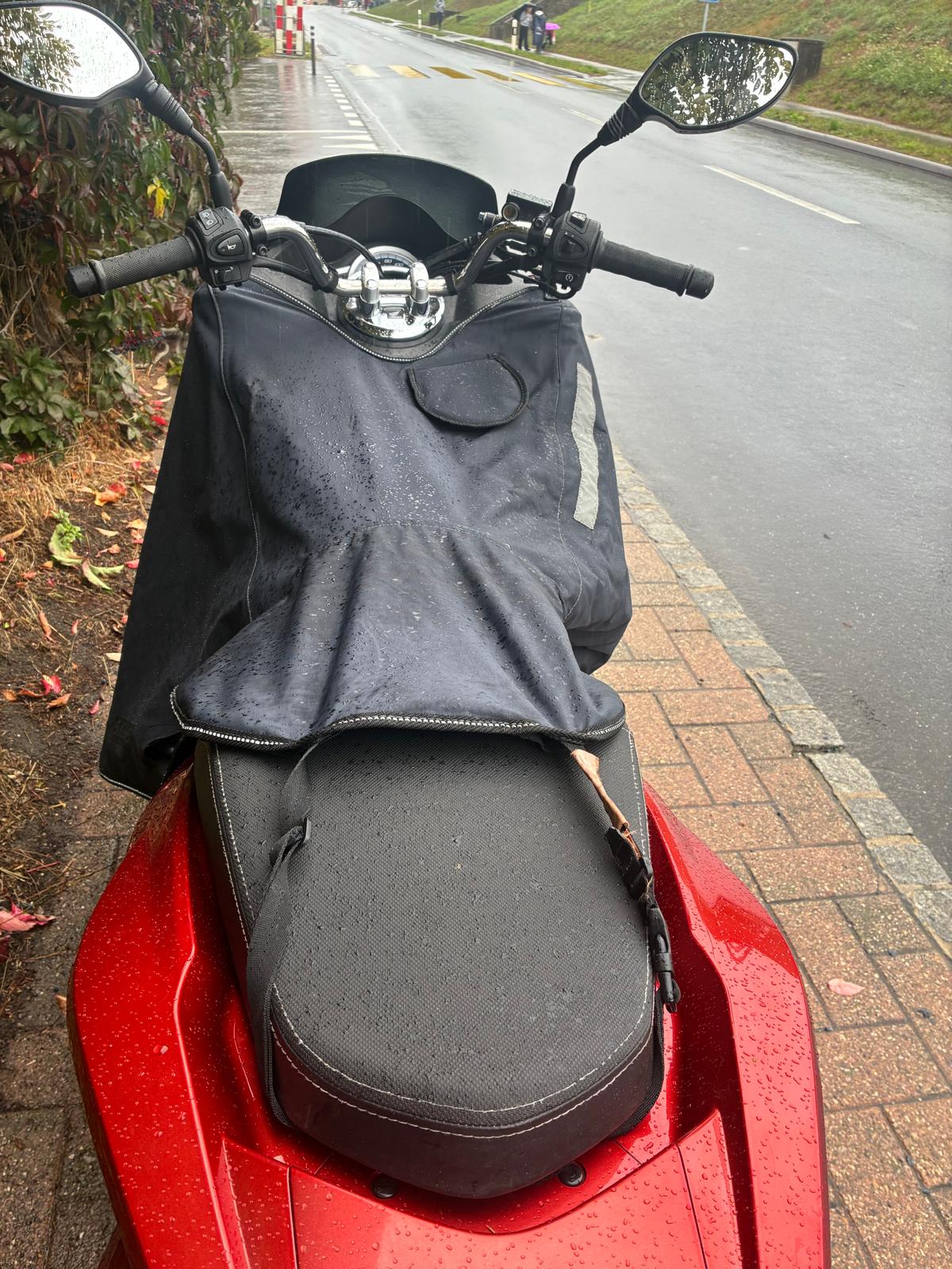 HONDA PCX 125 i-image-5