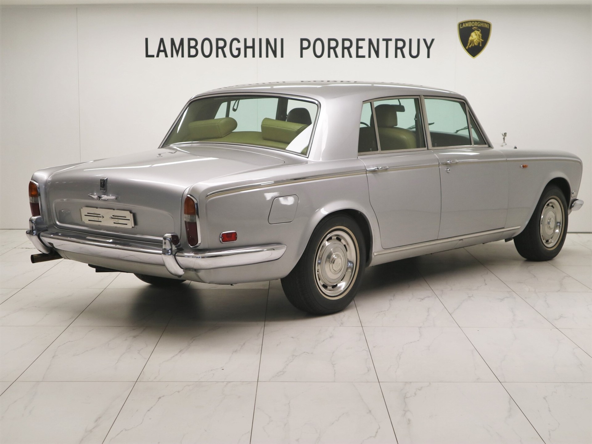 ROLLS-ROYCE Silver Shadow-image-2