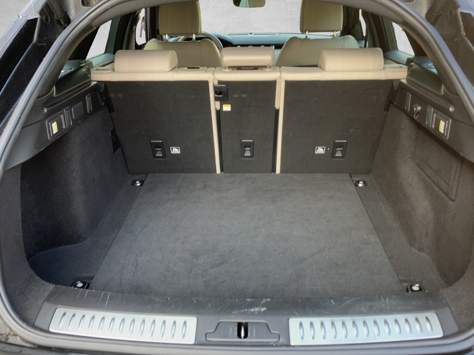 LAND ROVER Range Rover Velar D 300 HSE Automatic-image-8