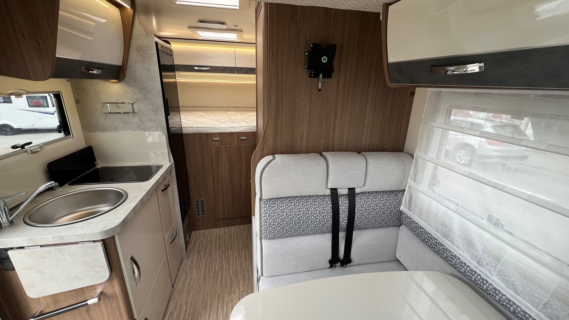 ELNAGH Baron 531-image-7