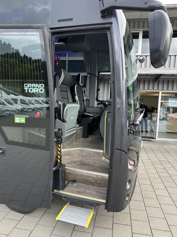 ISUZU AOS Grand Toro 34 Plätze (B17)-image-7