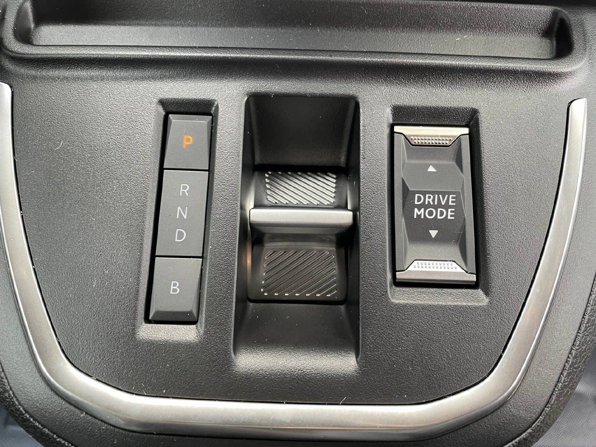 PEUGEOT e-Expert Kaw. Standard 75 kWh-image-11