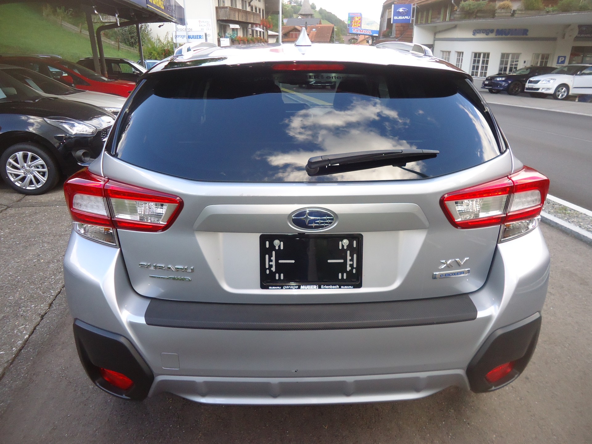 SUBARU XV 2.0 e-Boxer Swiss Plus AWD Lineartronic-image-4
