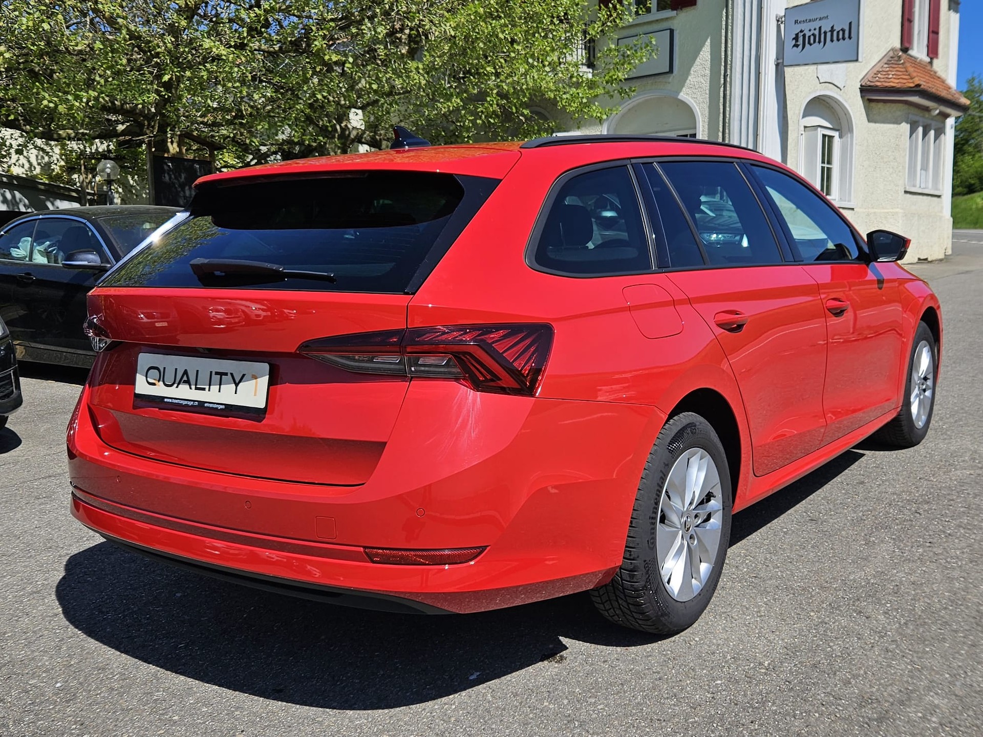 SKODA Octavia Combi 2.0 TDI DSG Ambition 4x4-image-6