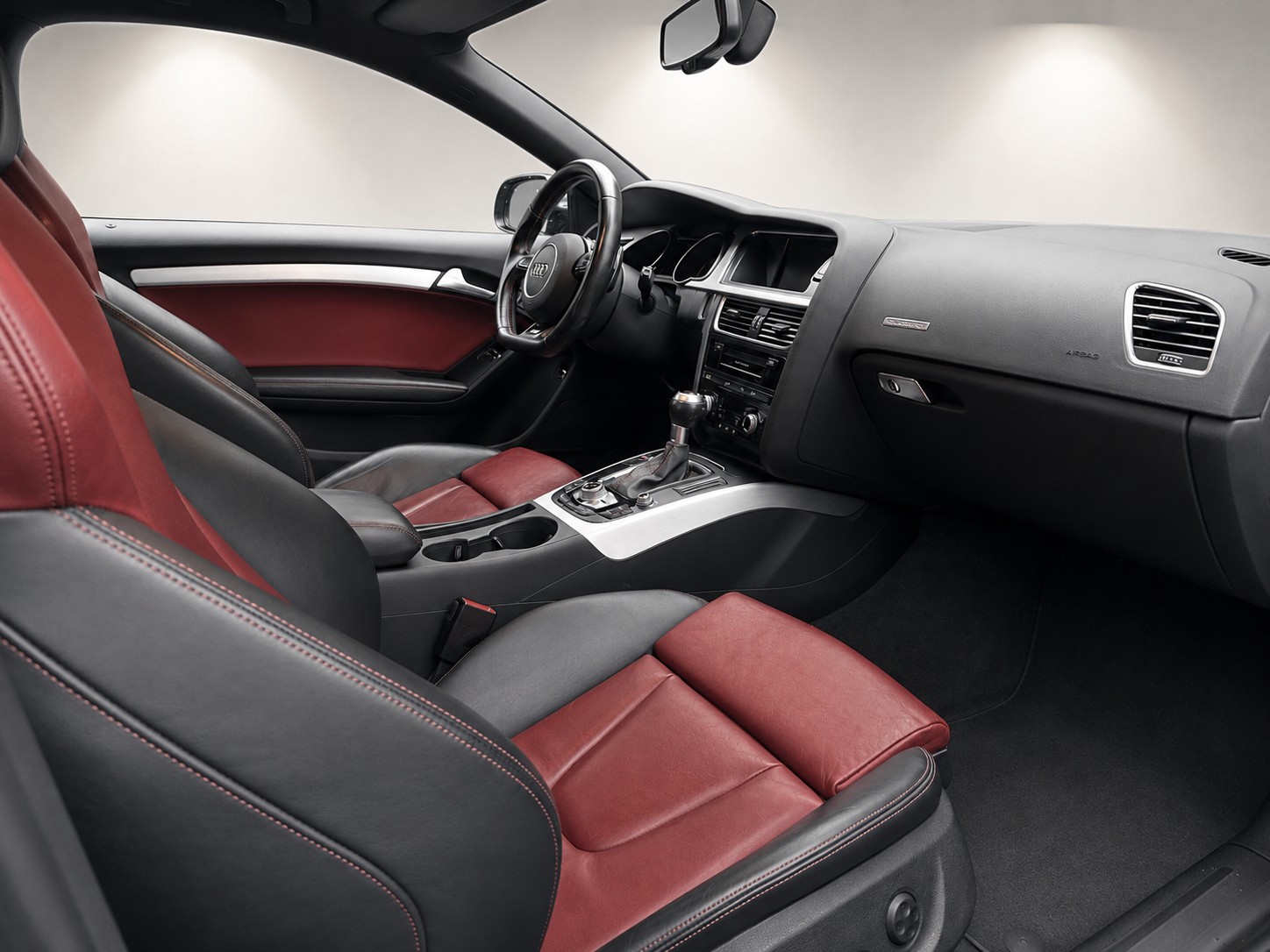AUDI S5 Coupé 3.0 TFSI quattro S-tronic - Valeur neuve CHF 98'080.- Entretien irréprochable.-image-11