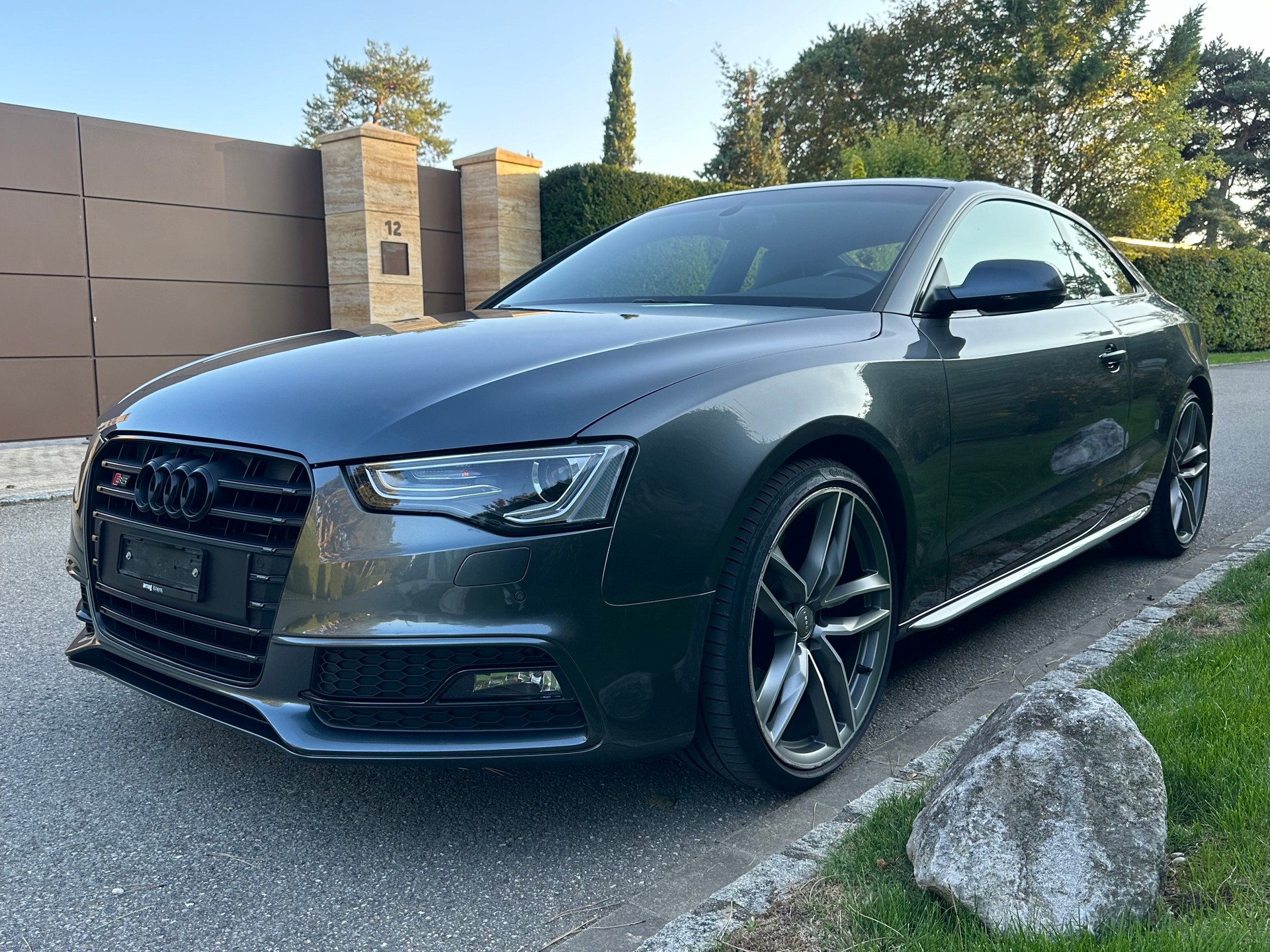 AUDI S5 Coupé 3.0 TFSI quattro S-tronic - Valeur neuve CHF 98'080.- Entretien irréprochable.-image-7