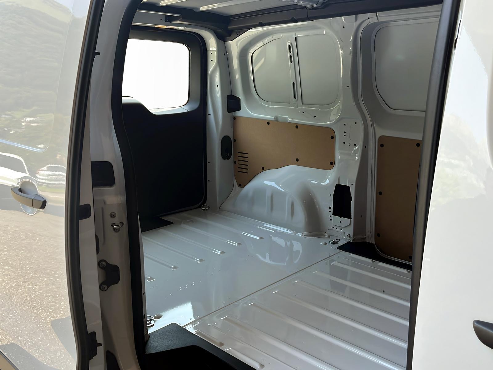 TOYOTA PROACE Van L1 1.5 D Active-image-18