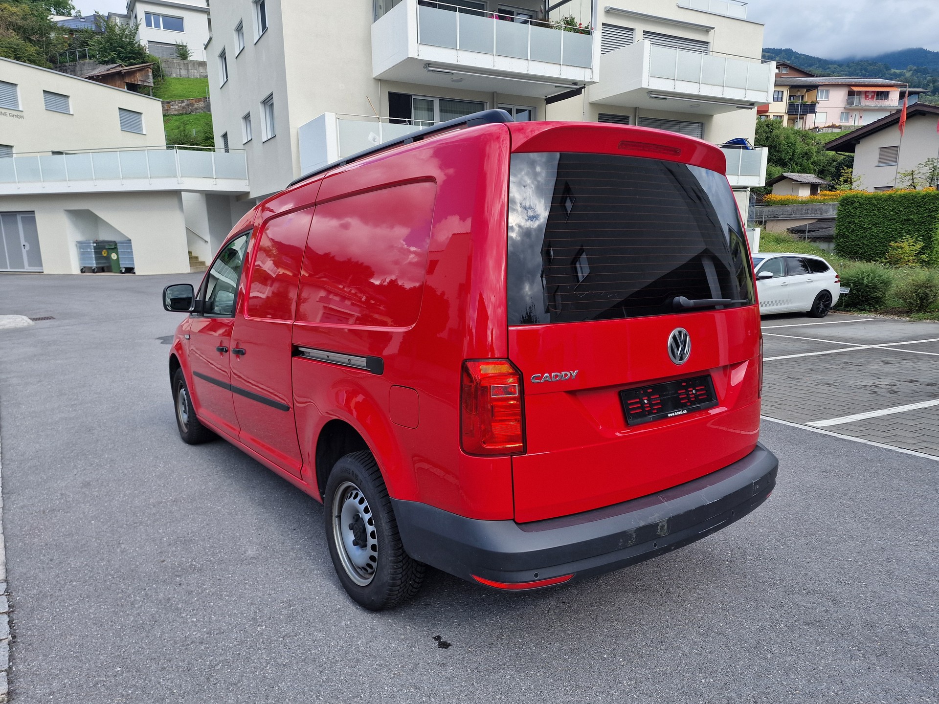 VW Caddy Maxi 2.0TDI BlueMotion Technology 12Mt Gara MFK NEU-showroom-element-1
