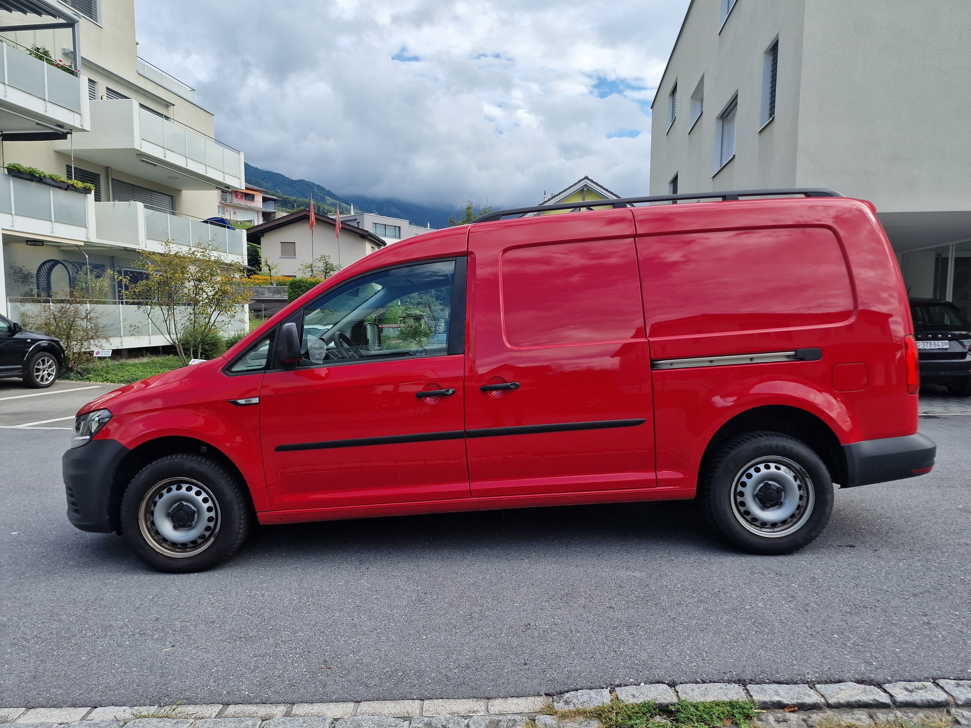 VW Caddy Maxi 2.0TDI BlueMotion Technology 12Mt Gara MFK NEU