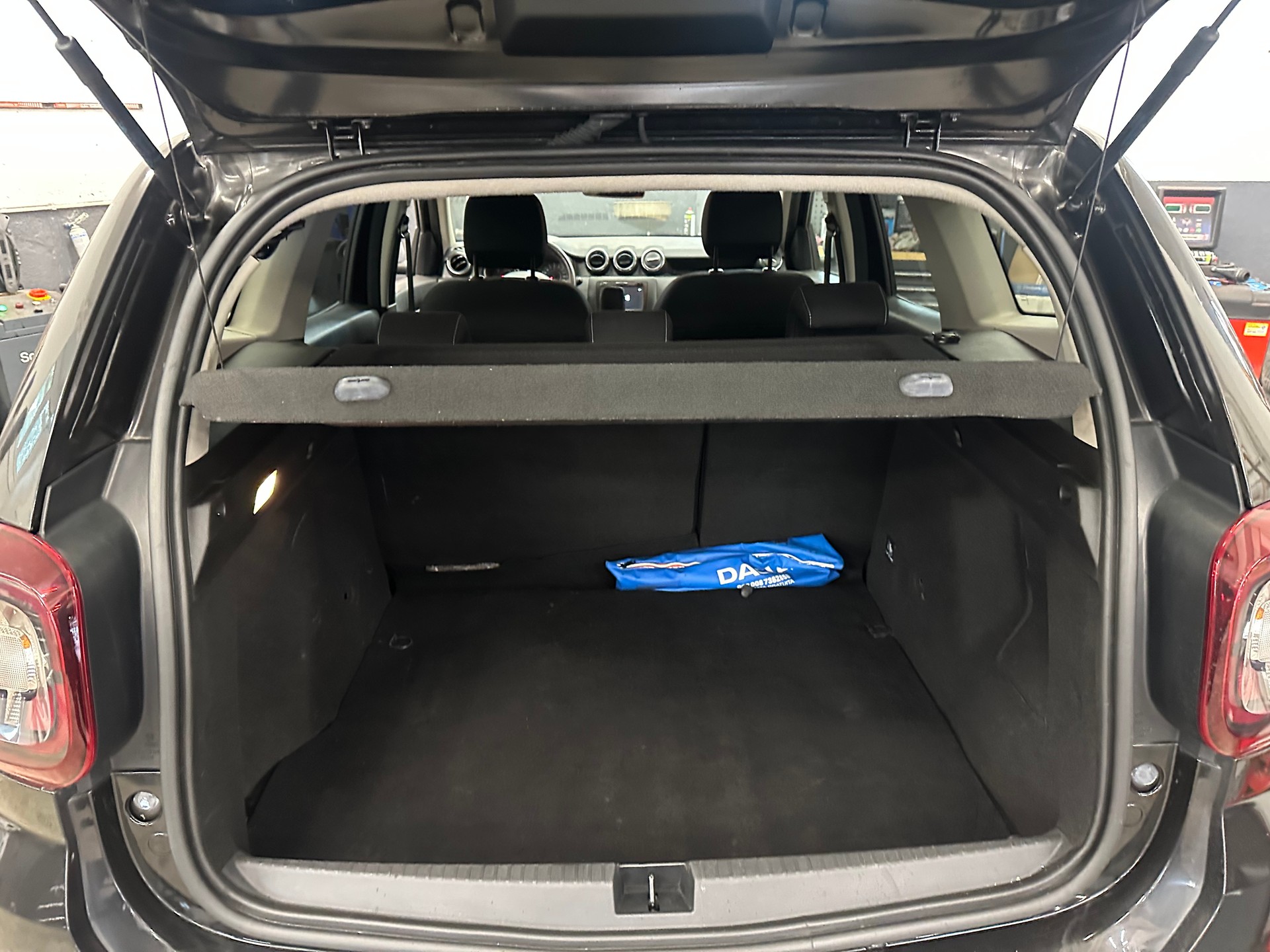 DACIA Duster dCi 110 Prestige-image-10