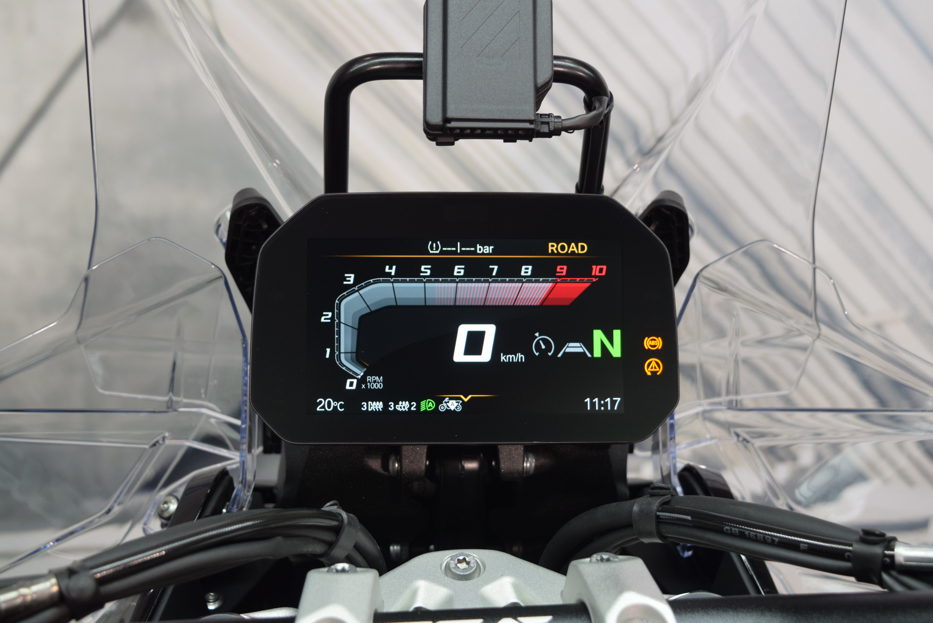 BMW R 1300 GS Adventure Triple Black-image-8