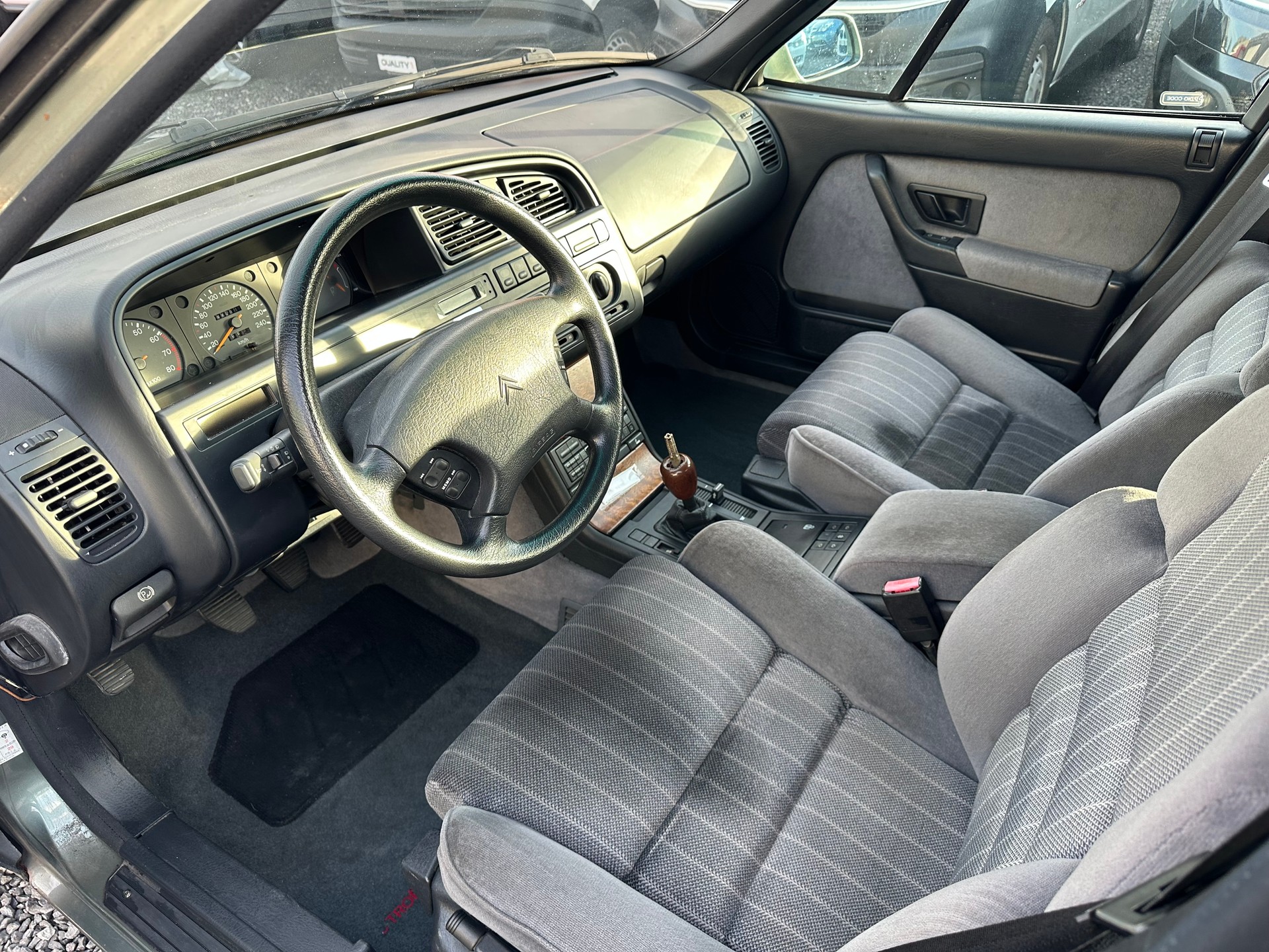 CITROEN XM Berline 2.0 Turbo CT VSX-image-8