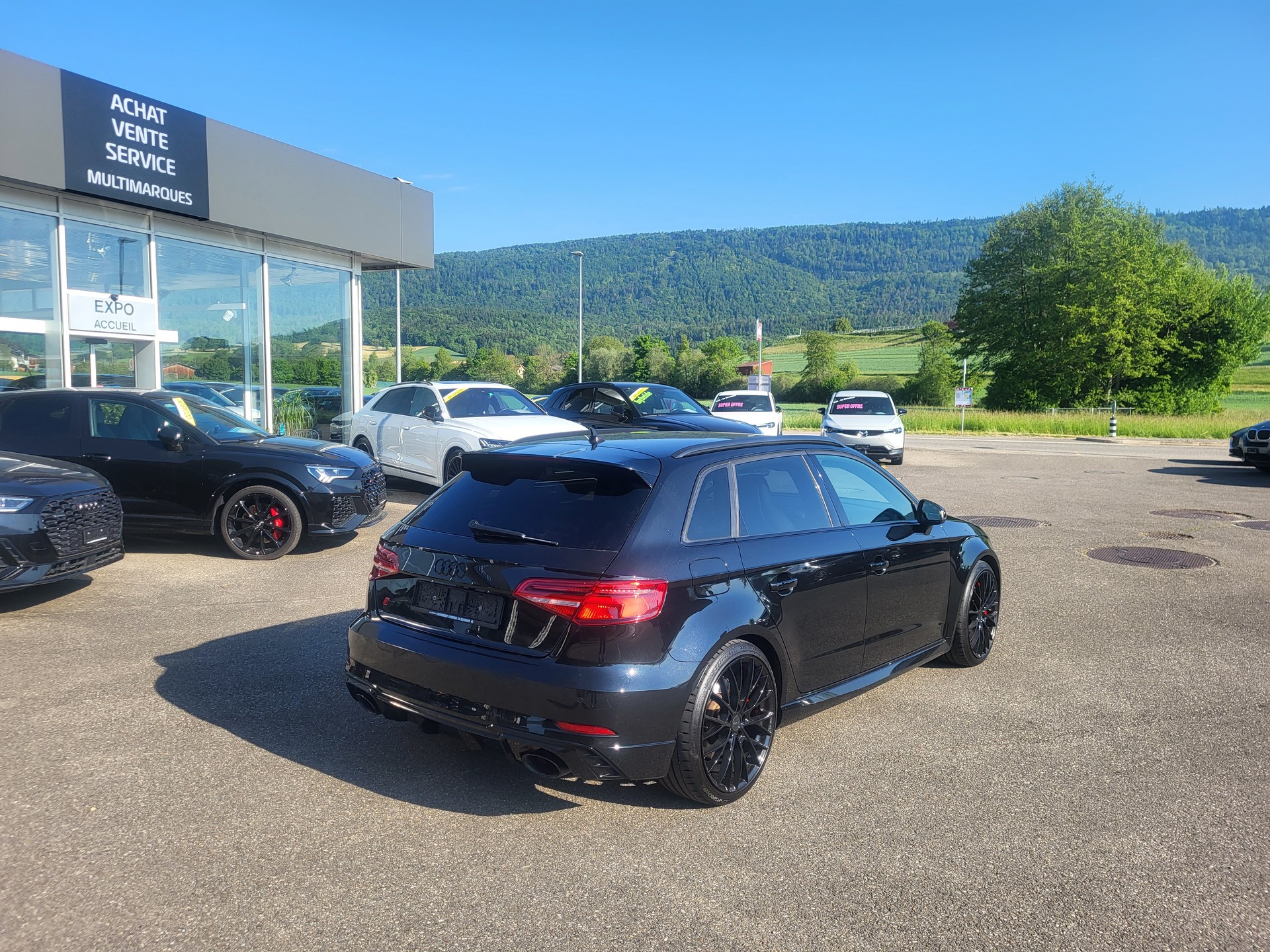 AUDI RS3 Sportback 2.5 TSI quattro S-tronic-image-3